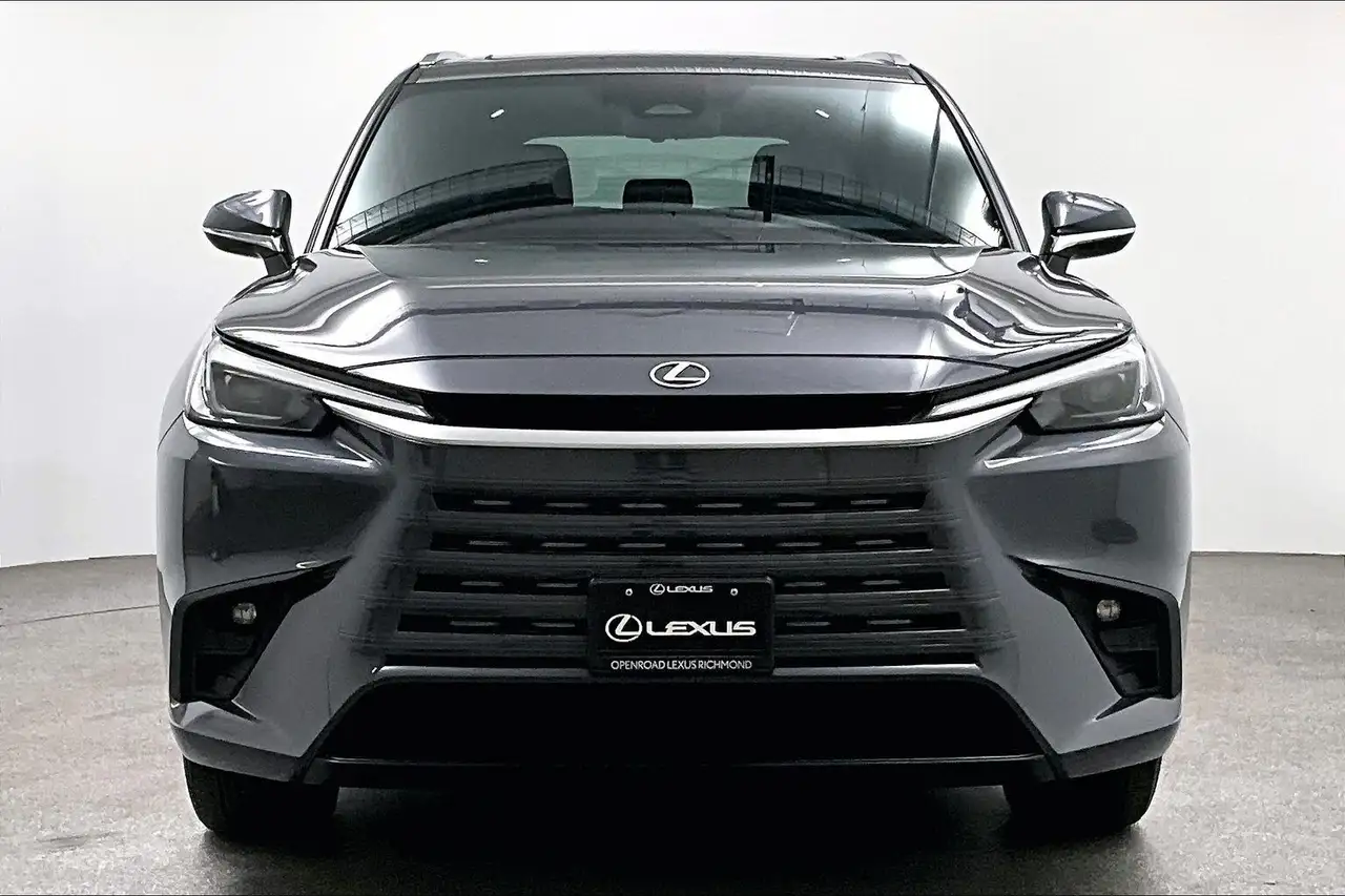 Lexus TX снимка Lexus TX