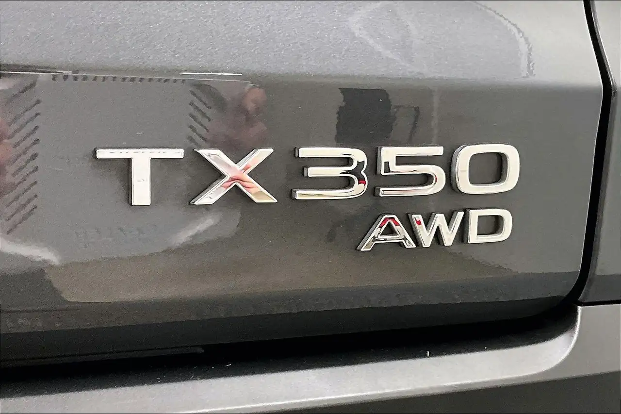 Lexus TX снимка Lexus TX