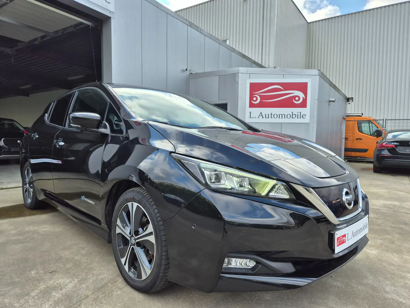 Nissan Leaf 40 kWh // TEKNA // 86.433 KM !! FULL !! Negro - 2