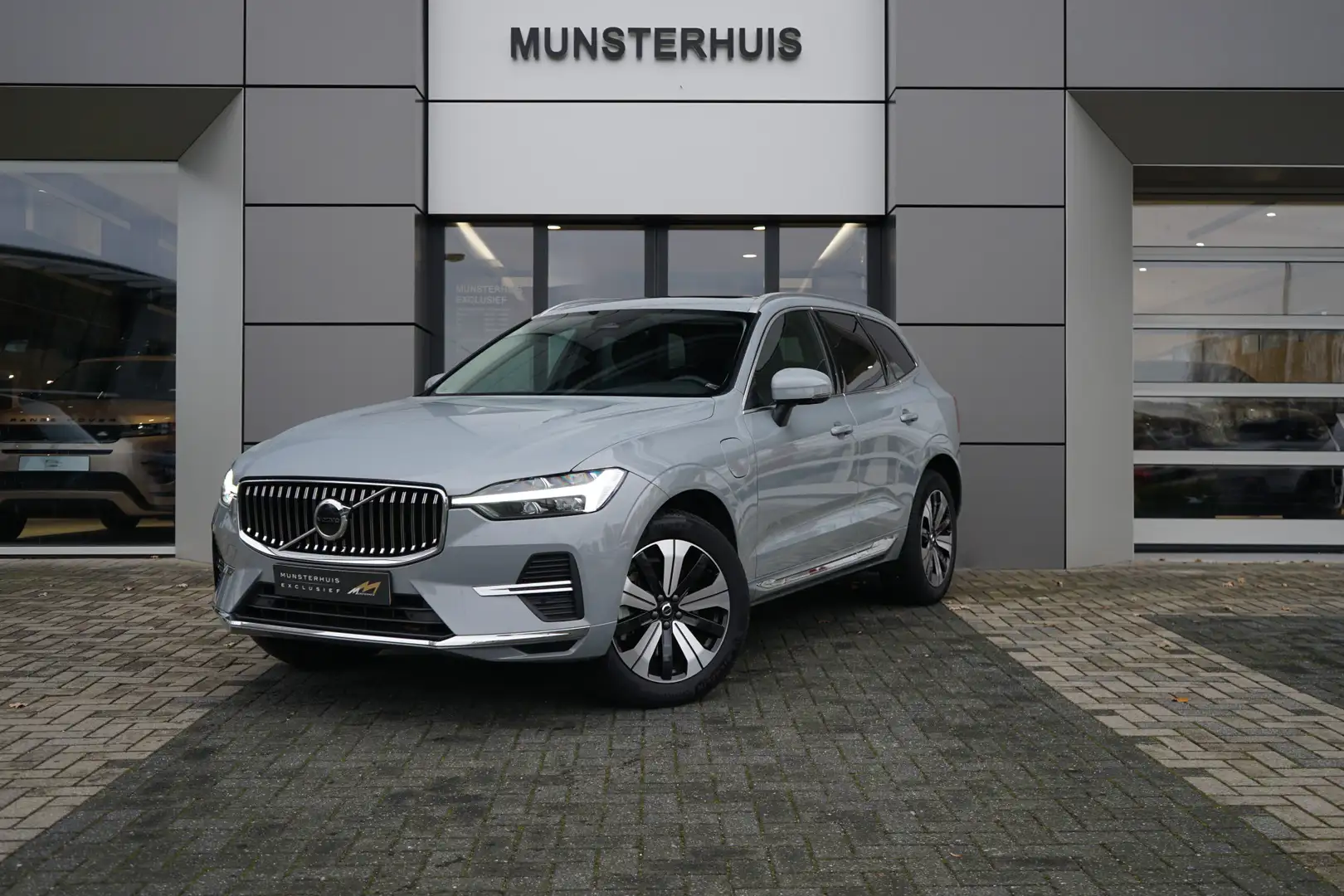 Volvo XC60 2.0 T6 Plug-in hybrid AWD Plus Bright | Occasion L Gris - 1