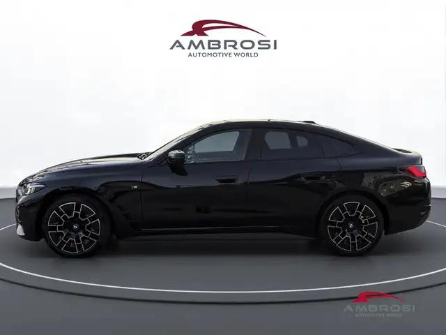 BMW 4 Series view 6