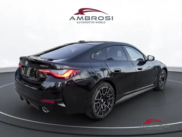 BMW 4 Series view 3