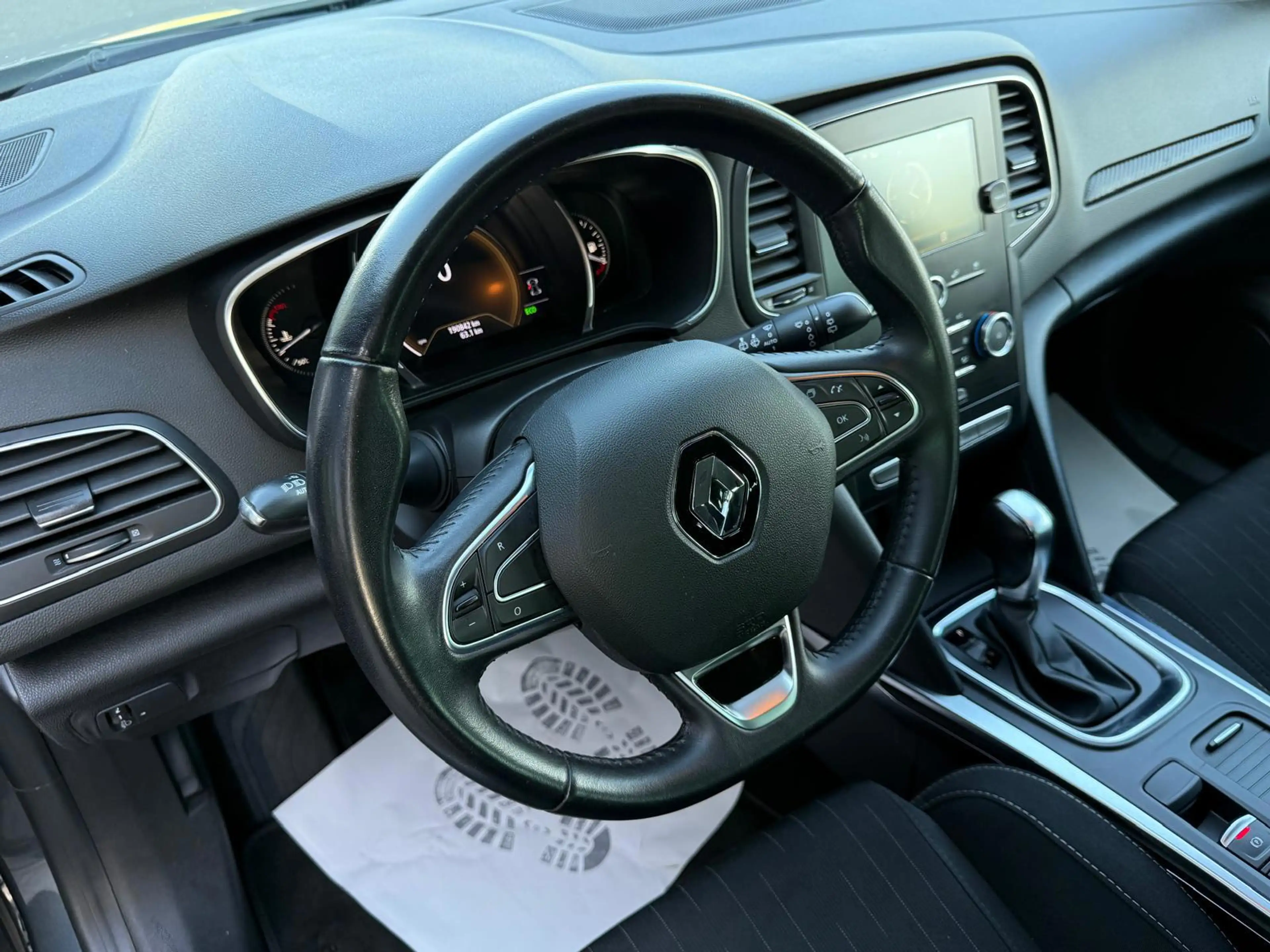 Renault Megane Estate 1.3 TCe Limited/Automaat/Carplay/Airco/Crui — photo 11