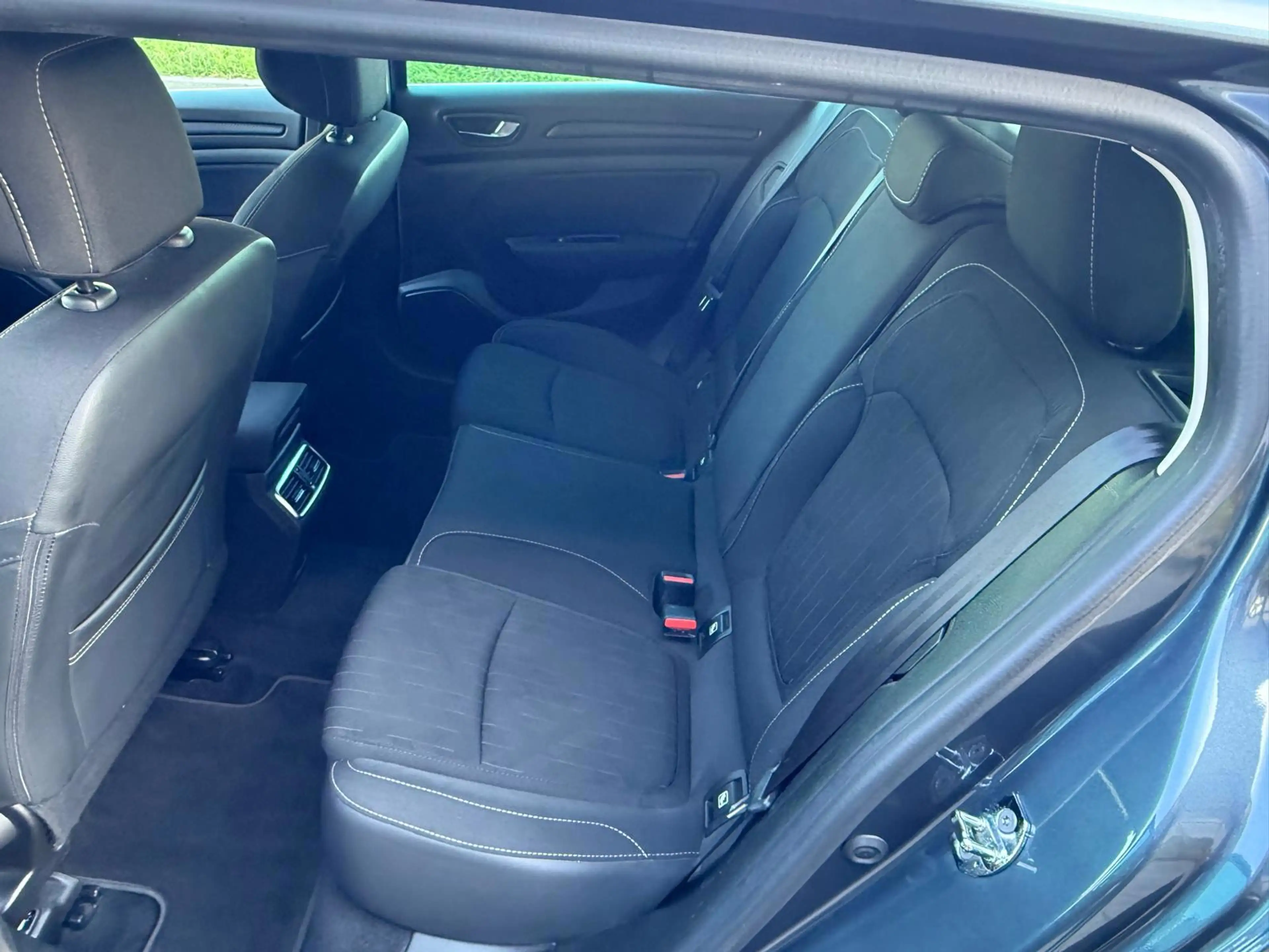 Renault Megane Estate 1.3 TCe Limited/Automaat/Carplay/Airco/Crui — photo 13