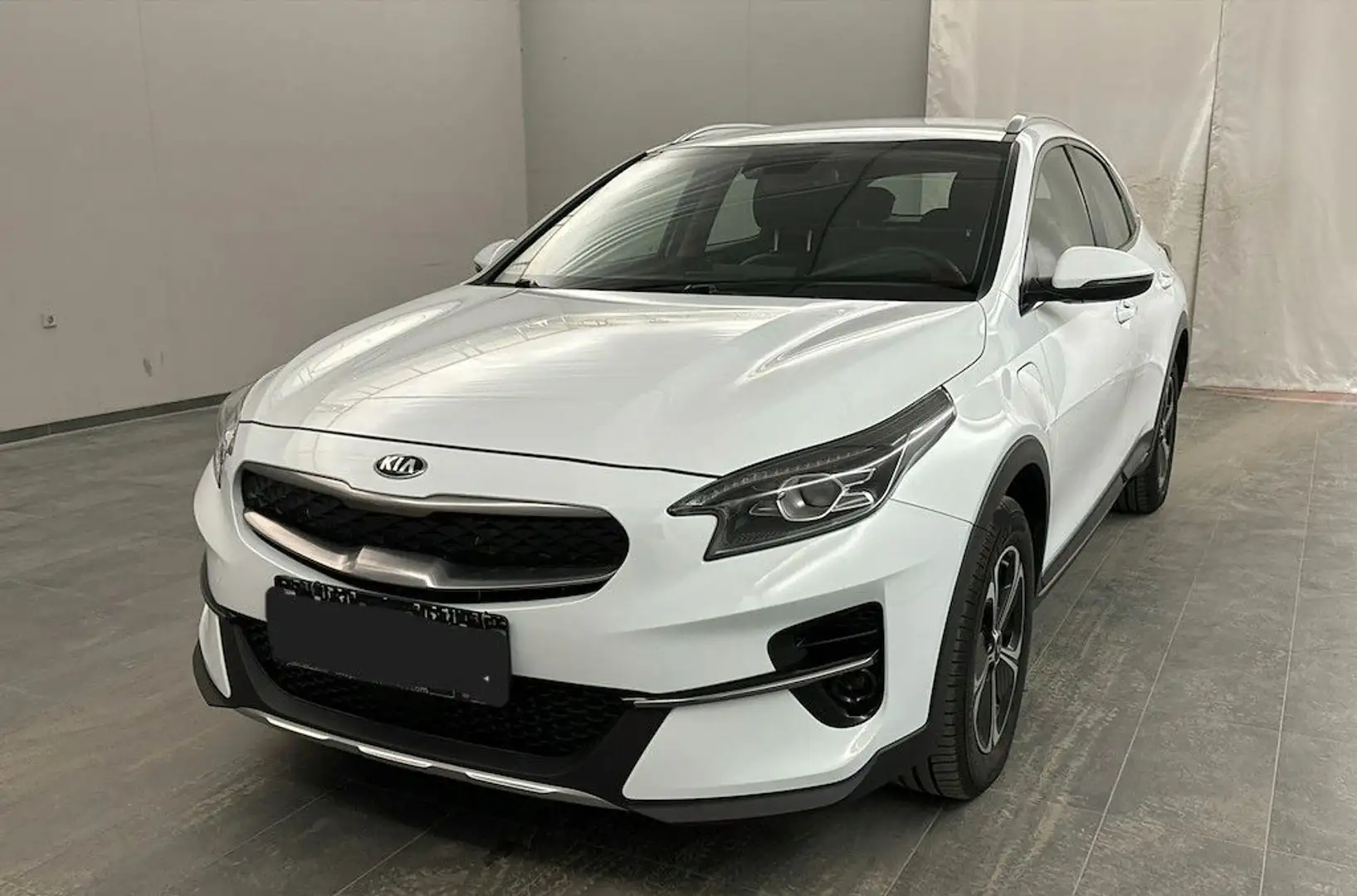 Kia XCeed 1.6 GDI Plug-in-Hybrid Vision*Navi-Paket* Weiß - 1