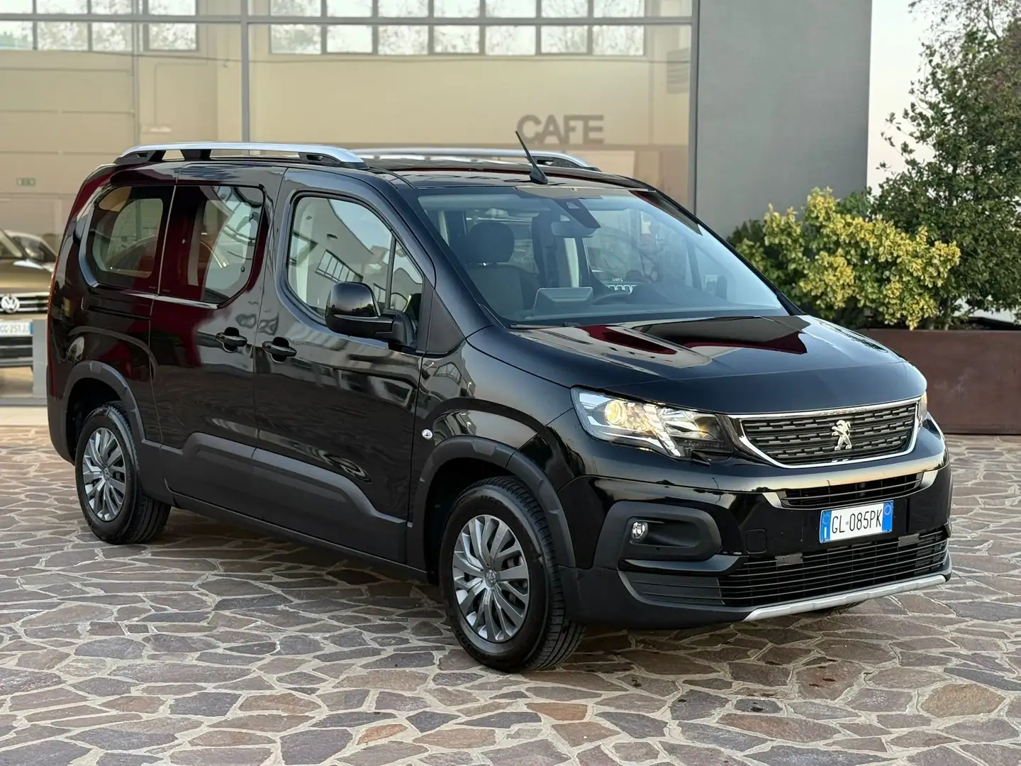 Peugeot Rifter 1.5 bluehdi Long Nero - 1