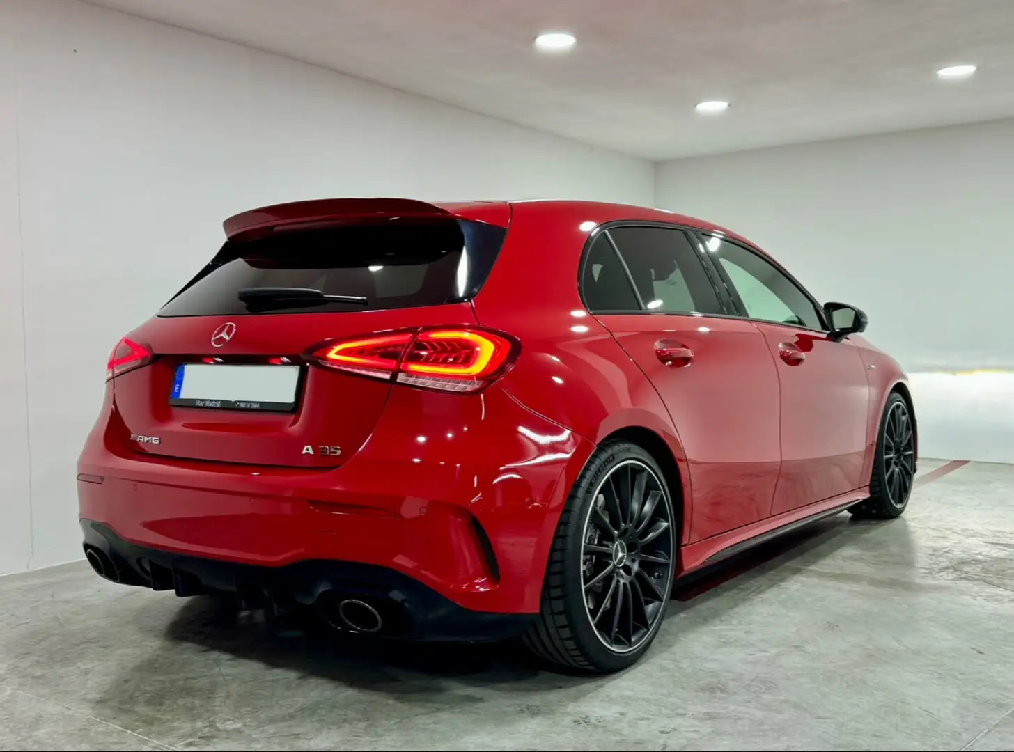 Mercedes-Benz A 35 AMG SOLO 9.000 KM IVA DEDUCIBLE Rouge - 2
