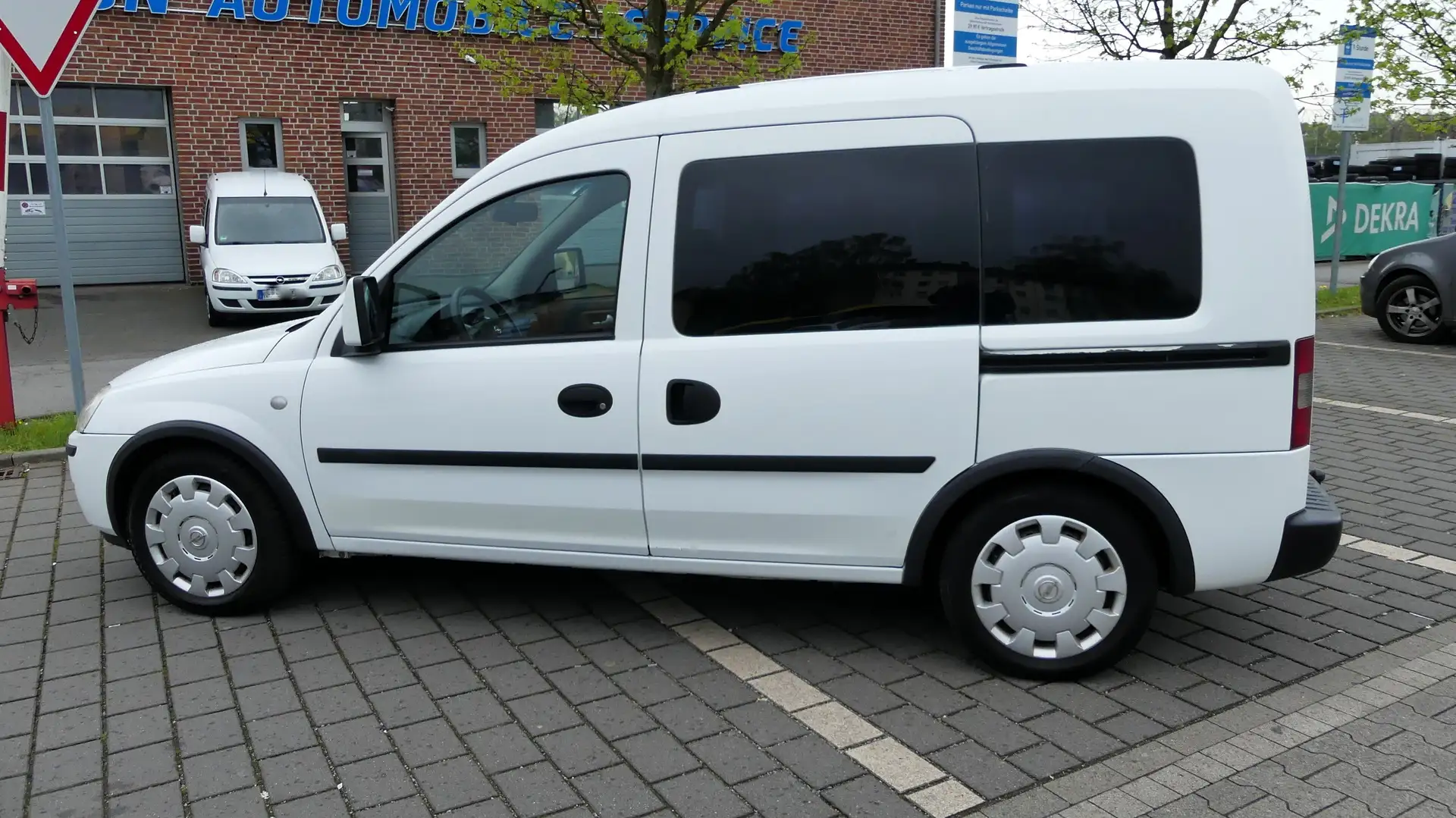 Opel Combo Edition*Klima*EFH*Gasanlage*1.Hd*88TKM*AHK*S.gepfl Beyaz - 2