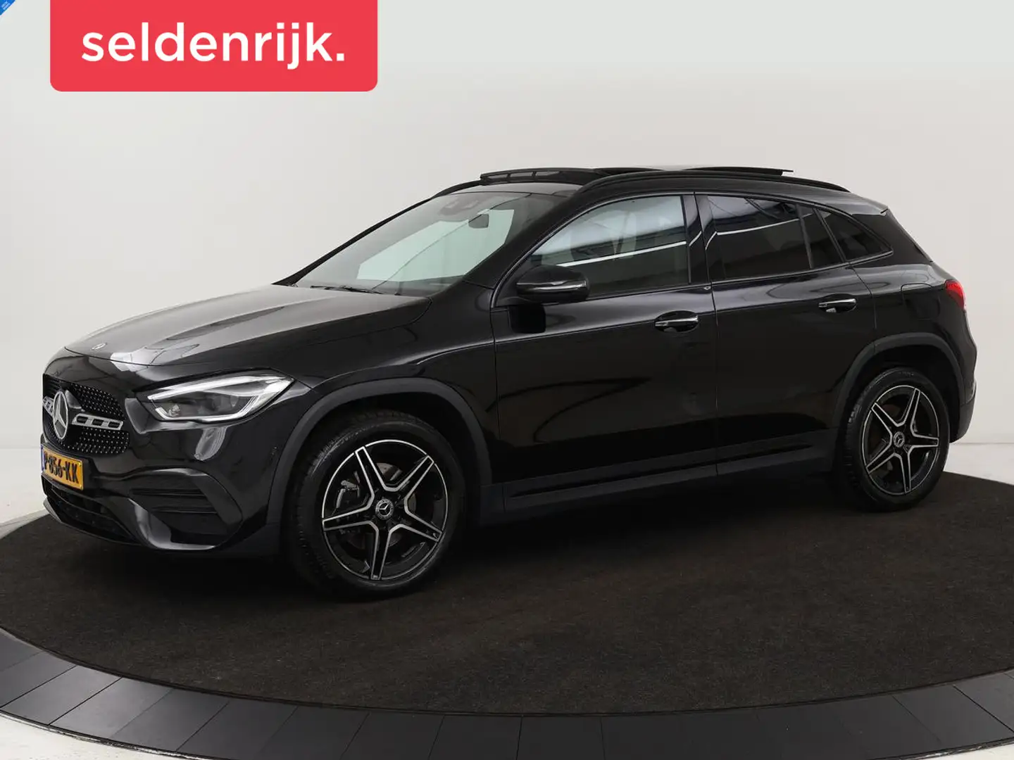 Mercedes-Benz GLA 250 e AMG Luxury | Panoramadak | Stoelverwarming | Sfe Zwart - 1