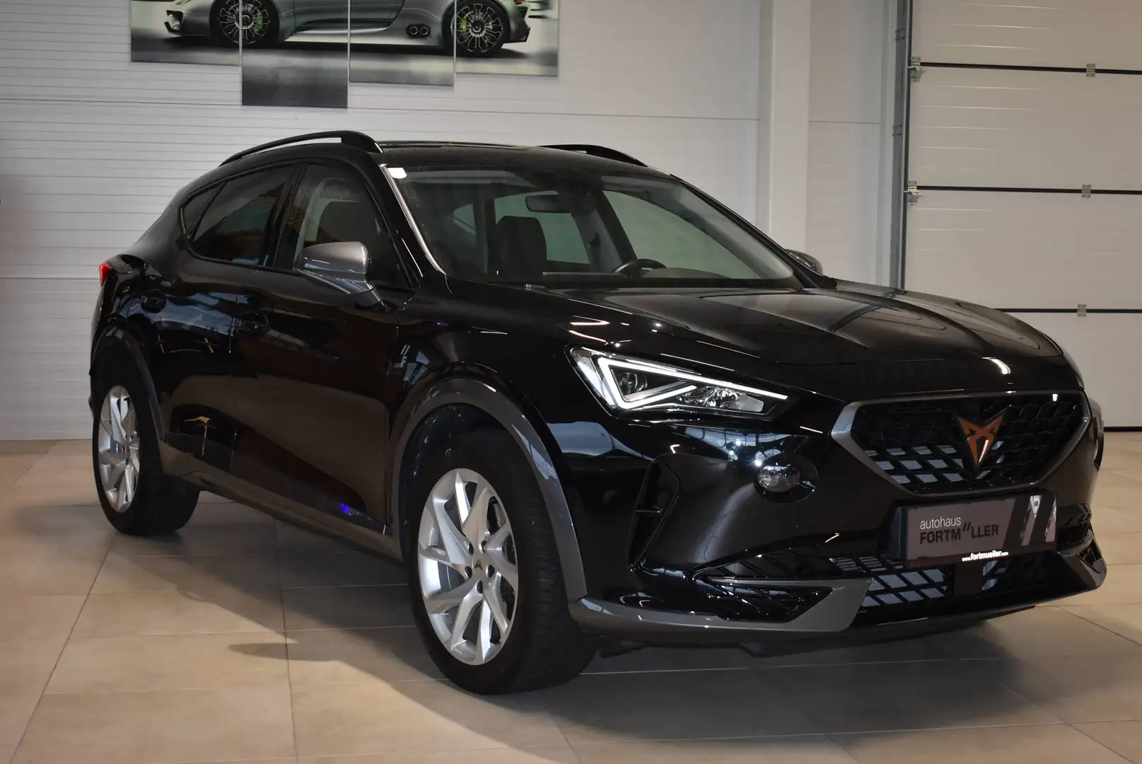 CUPRA Formentor e-Hybrid Schwarz - 1