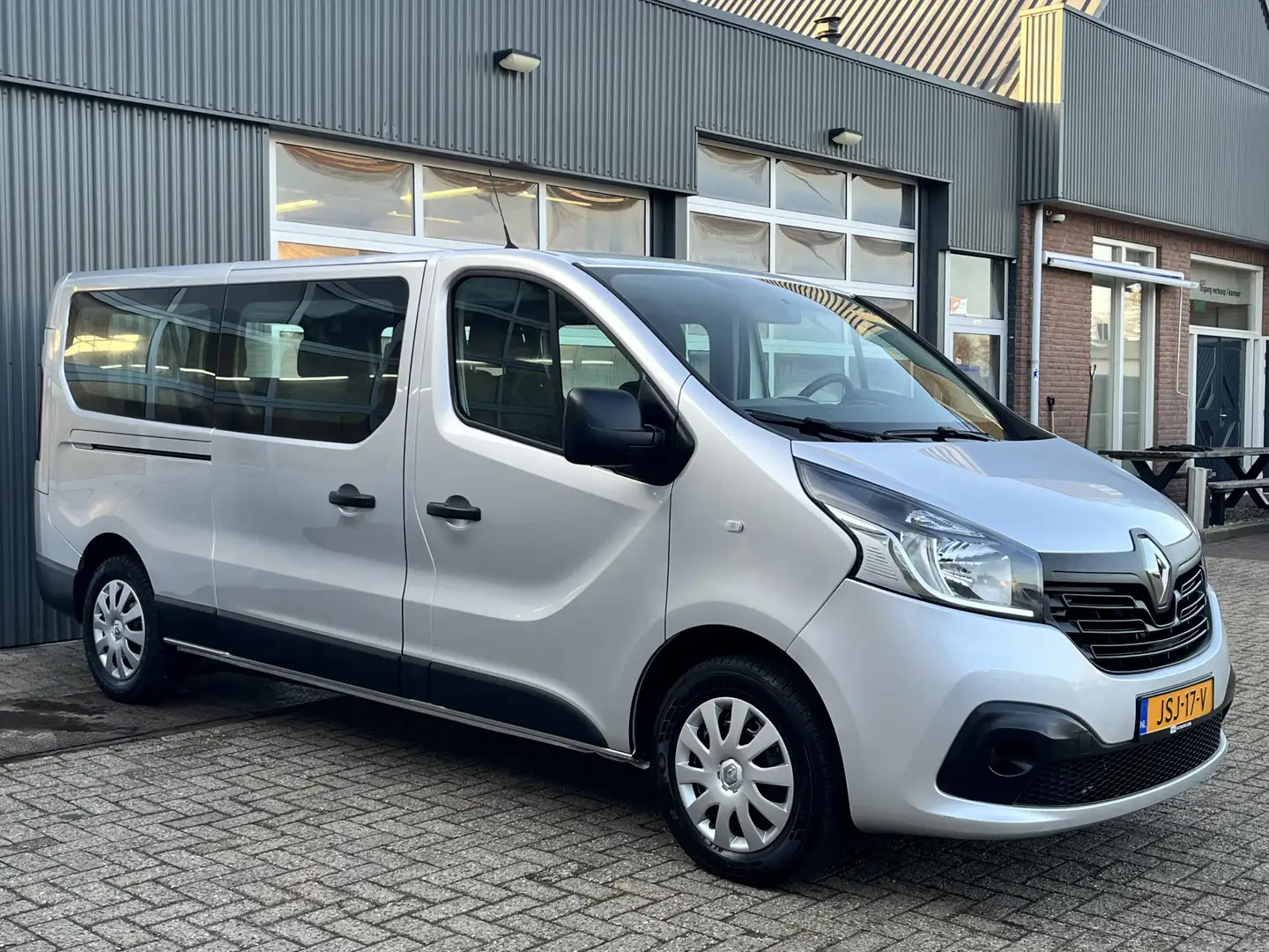 Renault Trafic Passenger 1.6 dCi 120pk BTW / BPM VRIJ!! marge Len Grau - 1