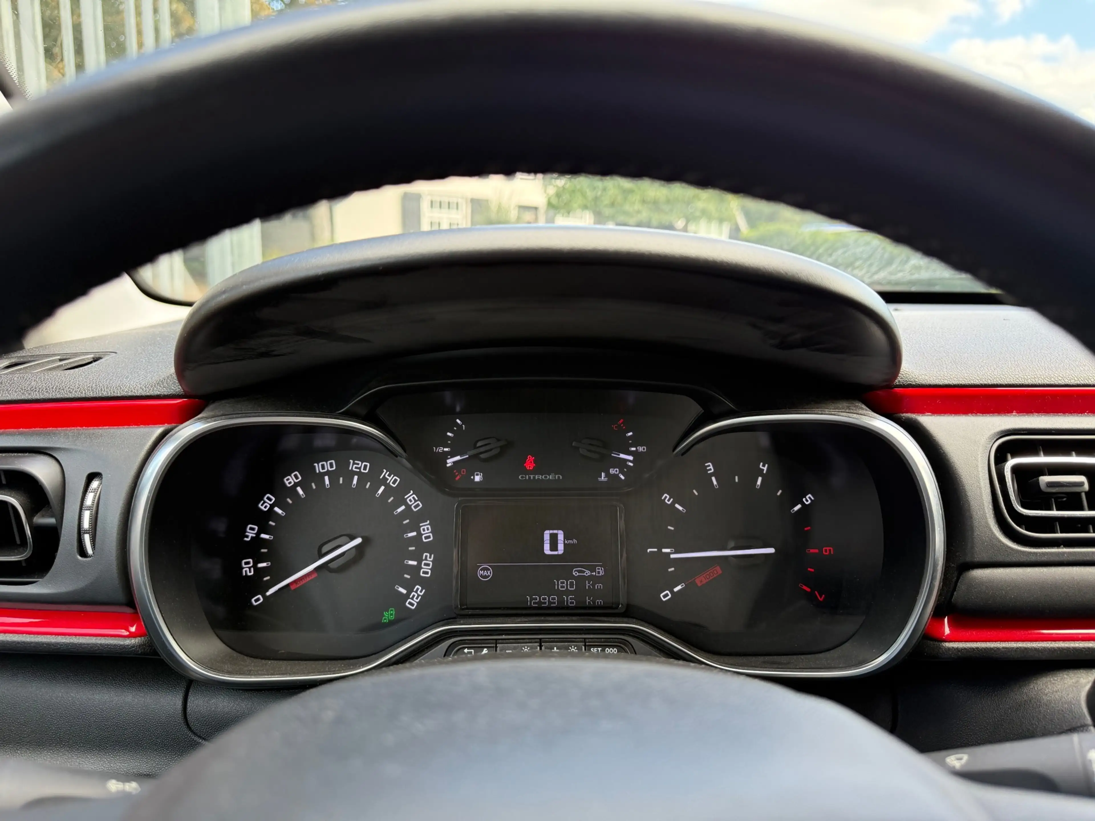 Citroen C3 1.2 PureTech Shine NAVI CAMERA CRUISE CTRL CARPLAY — photo 22