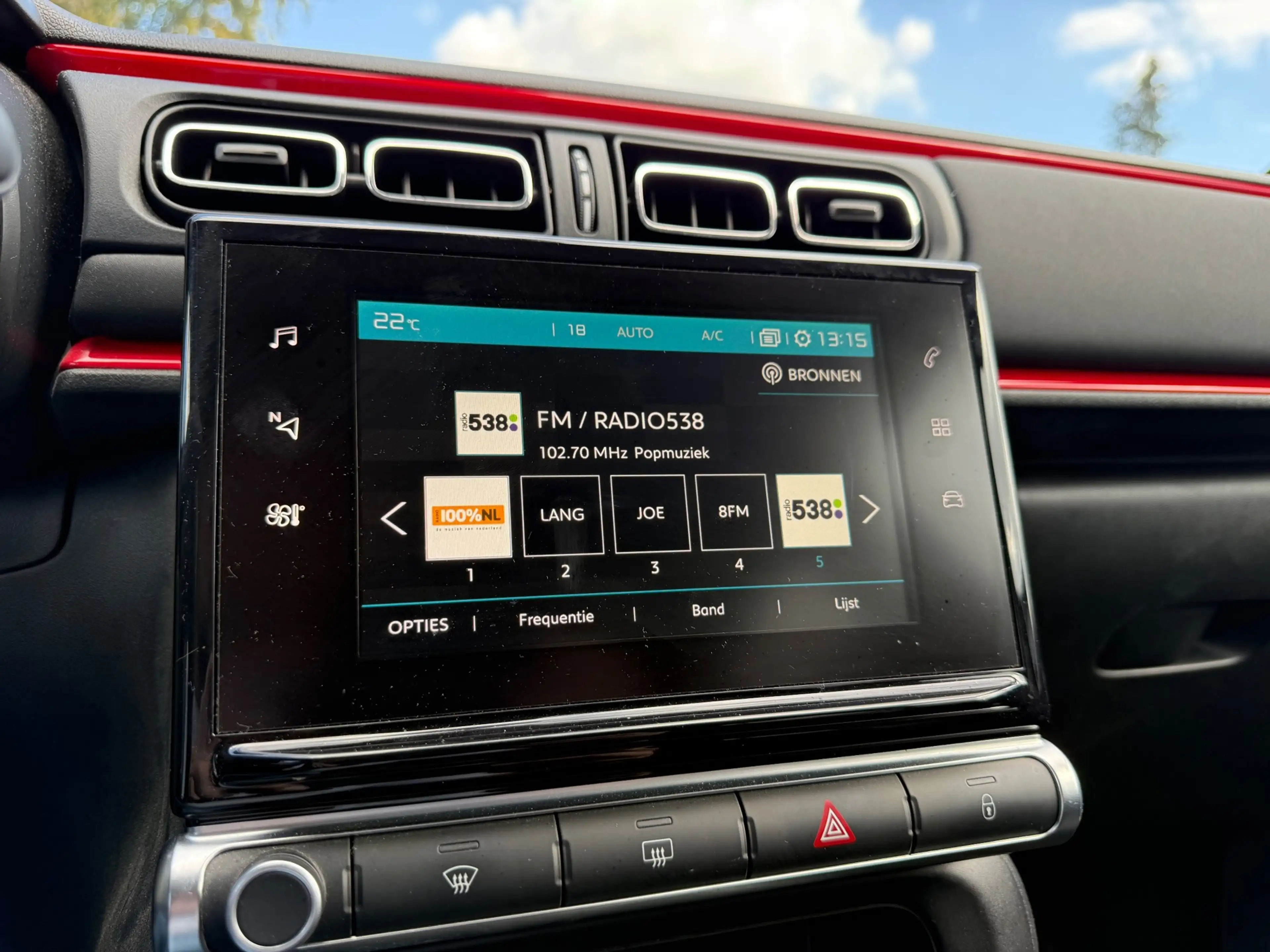 Citroen C3 1.2 PureTech Shine NAVI CAMERA CRUISE CTRL CARPLAY — photo 9