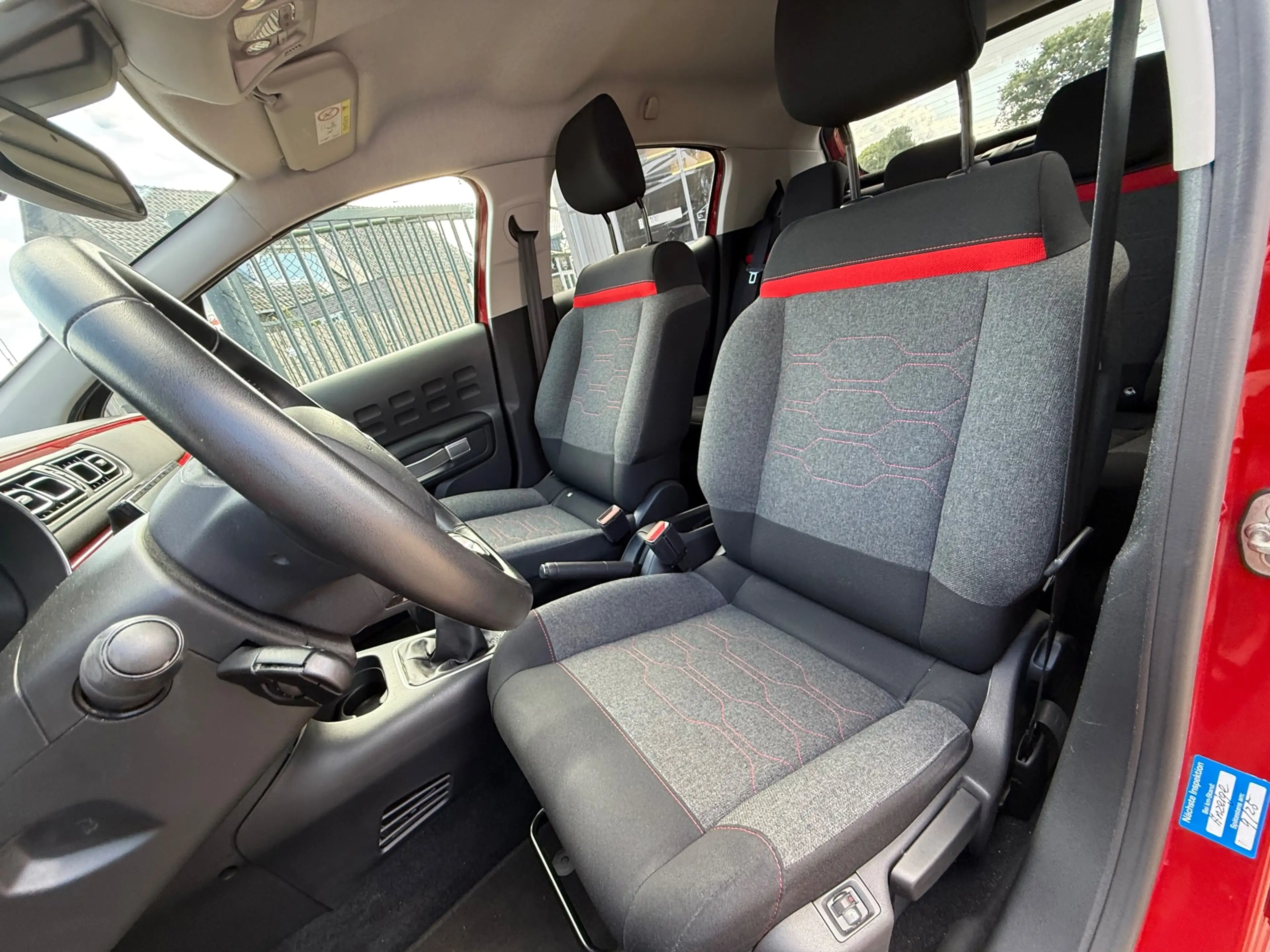 Citroen C3 1.2 PureTech Shine NAVI CAMERA CRUISE CTRL CARPLAY — photo 26
