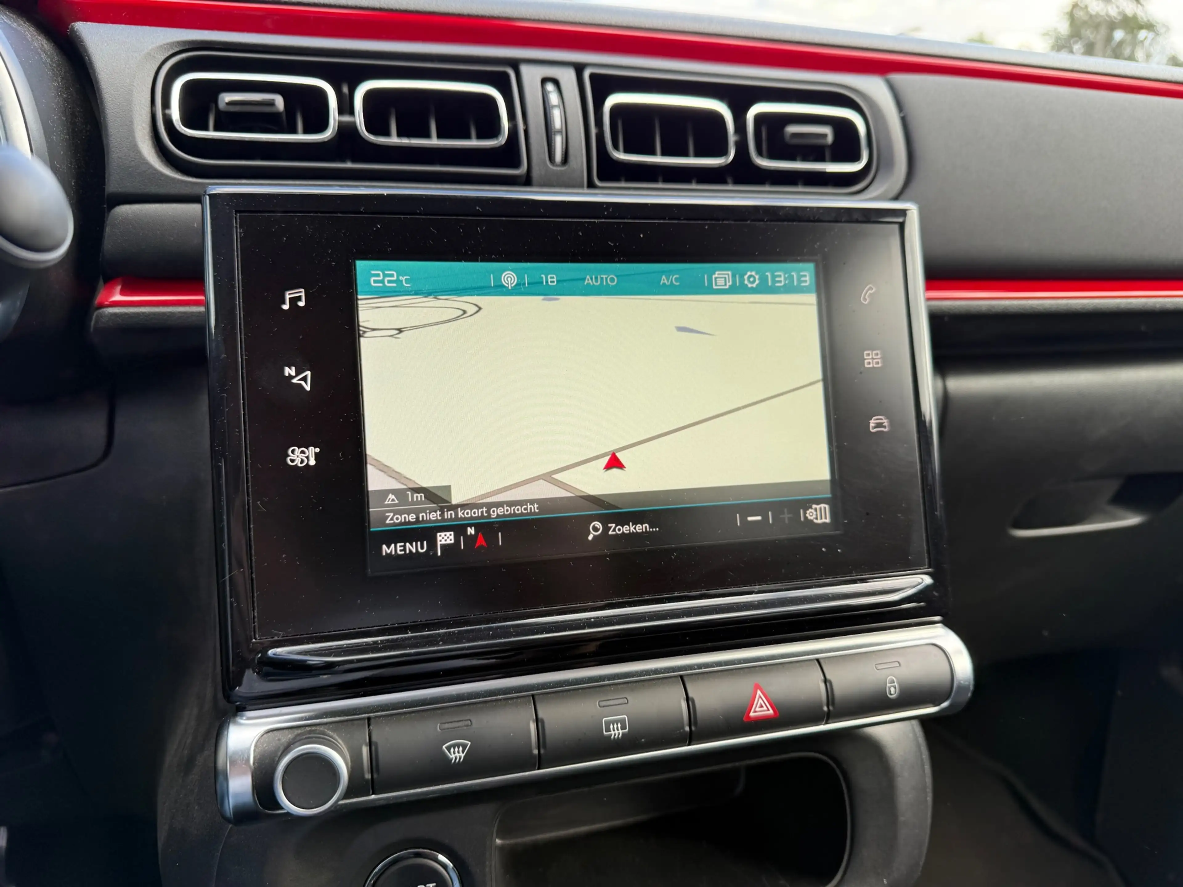 Citroen C3 1.2 PureTech Shine NAVI CAMERA CRUISE CTRL CARPLAY — photo 12