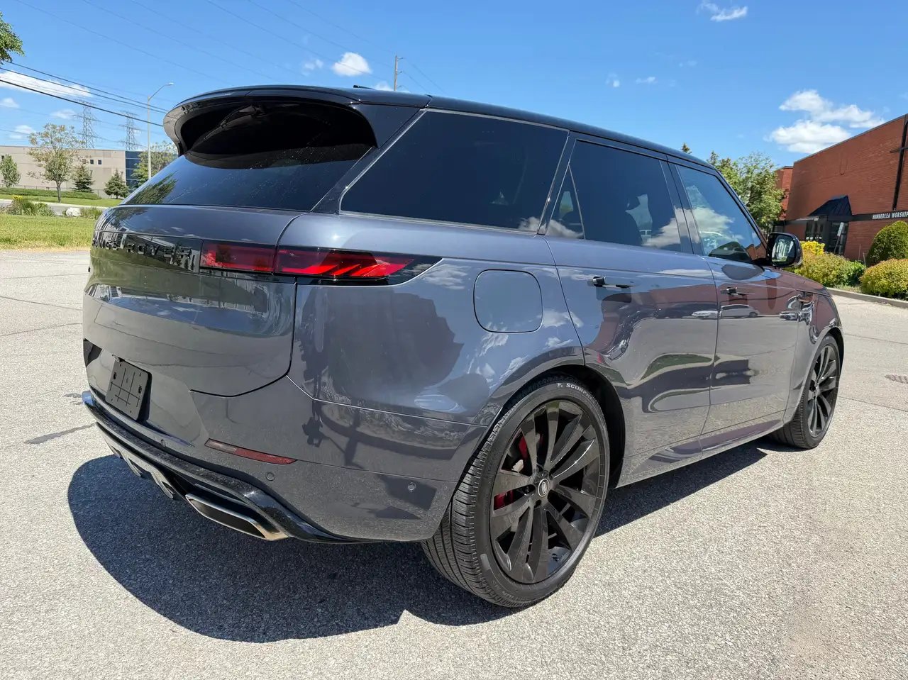 Land Rover Range Rover Sport снимка Land Rover Range Rover Sport
