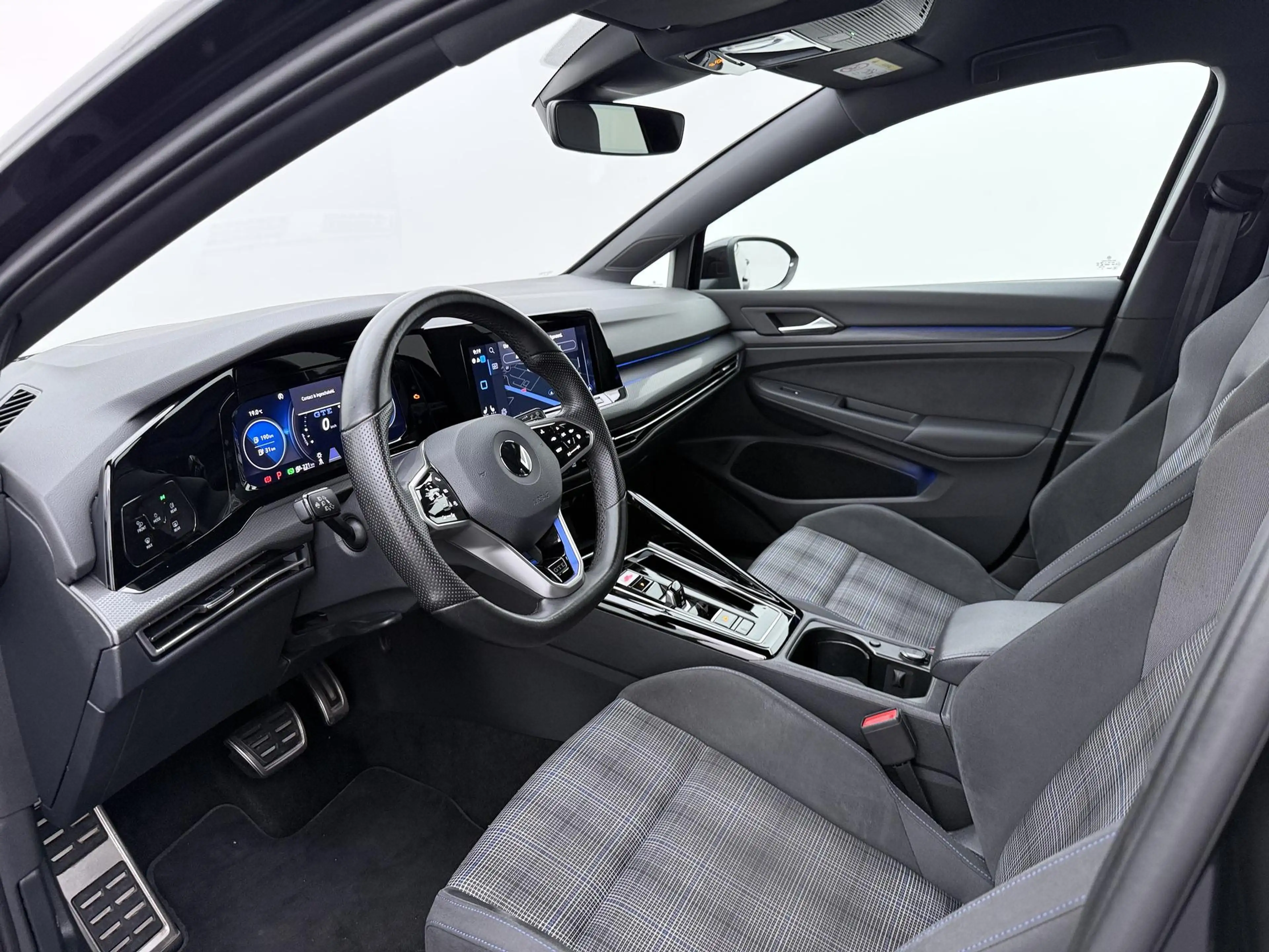 Volkswagen Golf GTE 1.4 eHybrid | Navigatie | Trekhaak | Camera | Stuu — photo 3