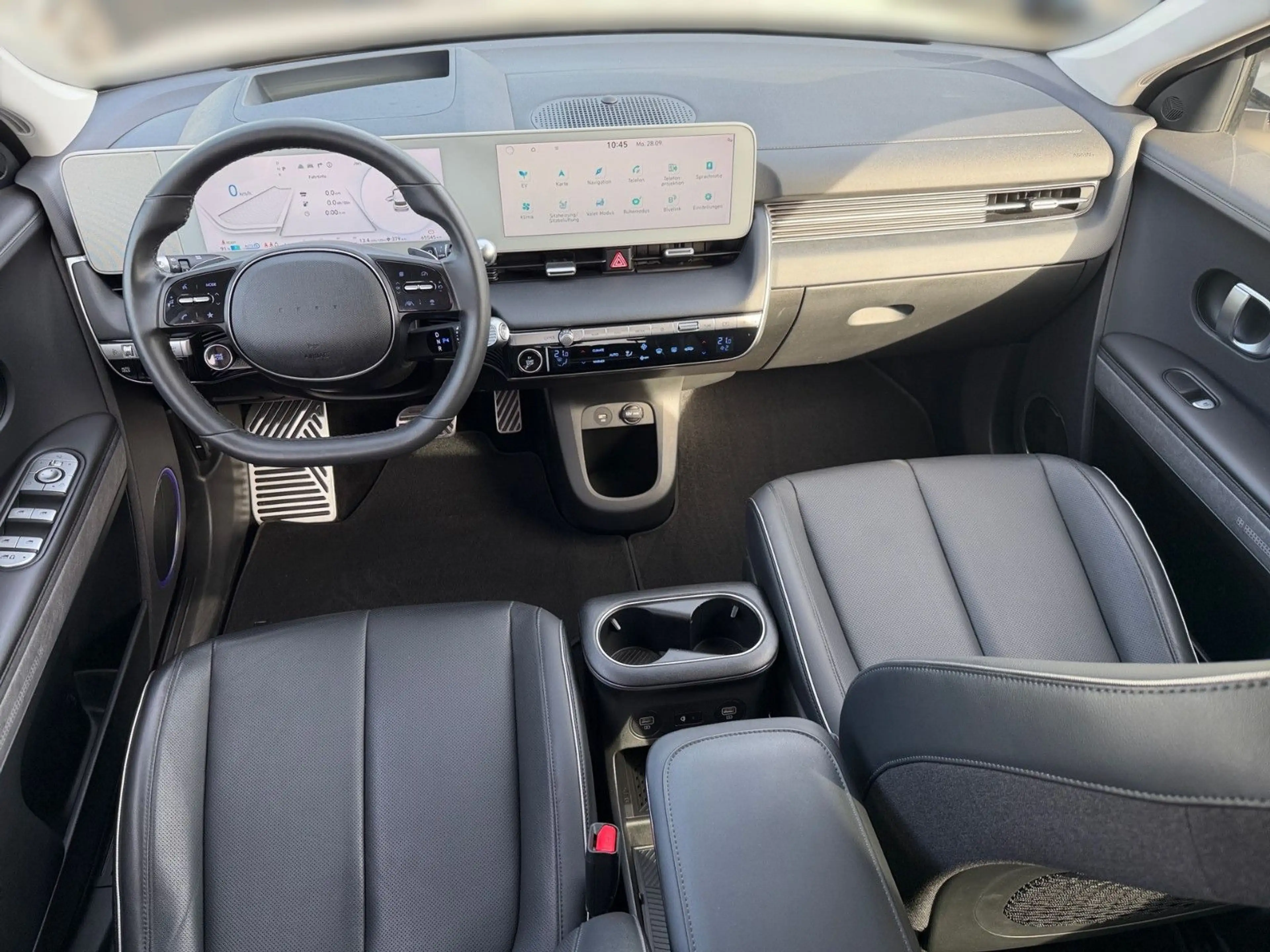 Hyundai IONIQ 5 UNIQ — photo 11