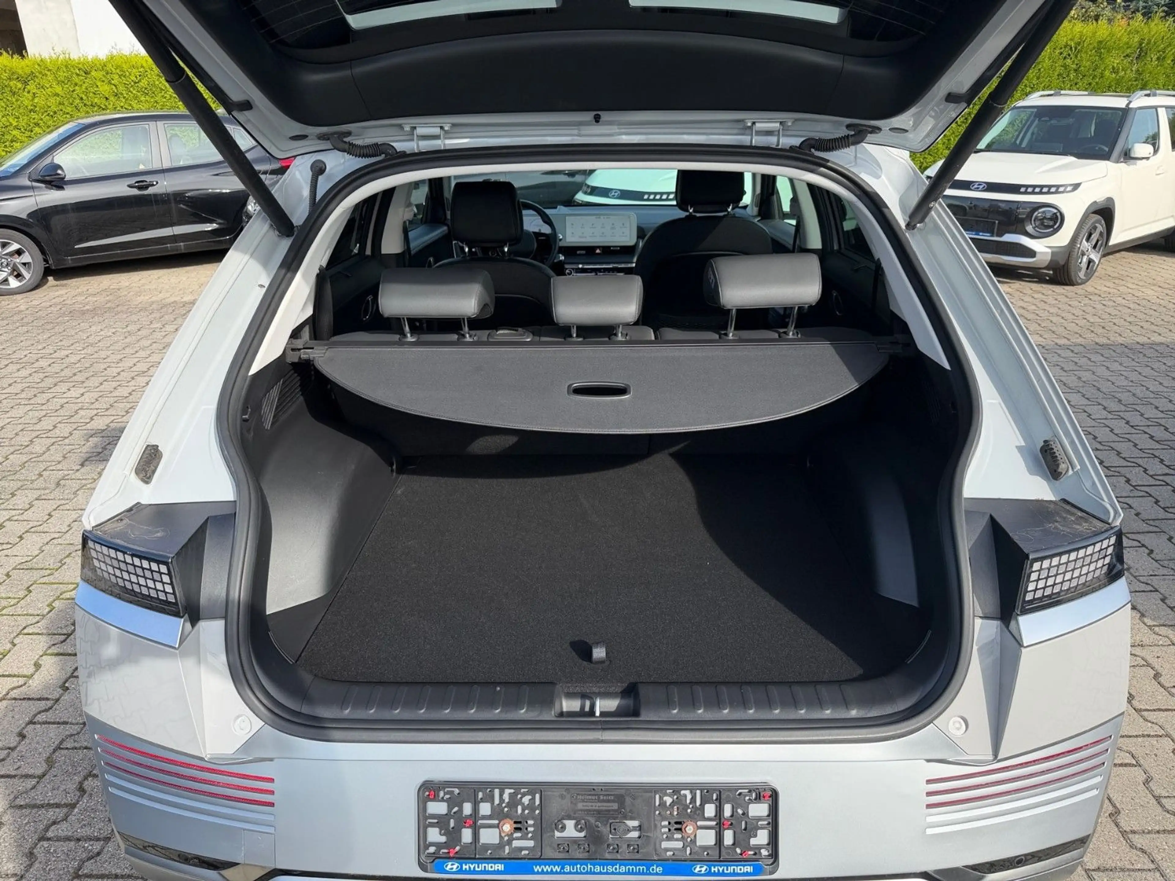 Hyundai IONIQ 5 UNIQ — photo 12