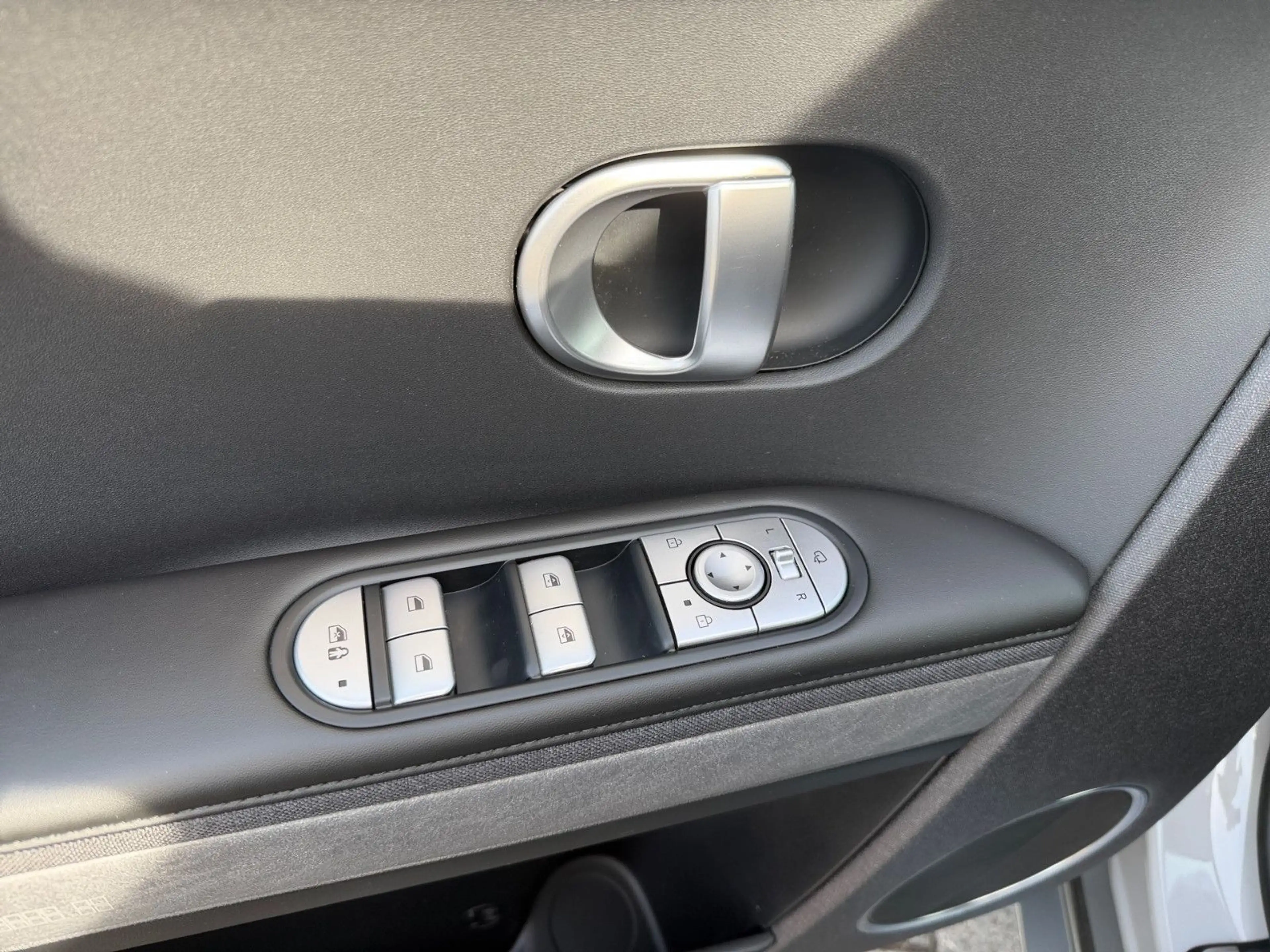 Hyundai IONIQ 5 UNIQ — photo 15