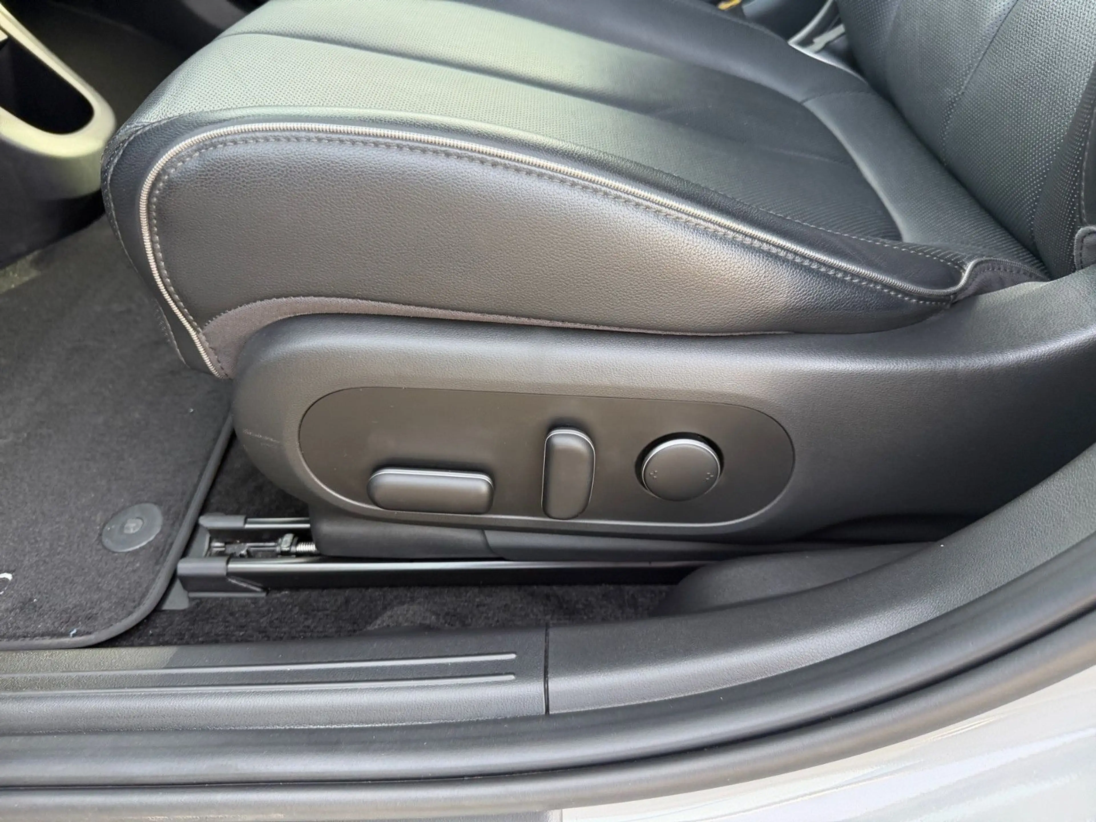 Hyundai IONIQ 5 UNIQ — photo 16