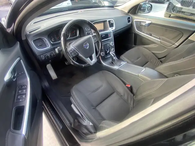 Volvo V60 view 9