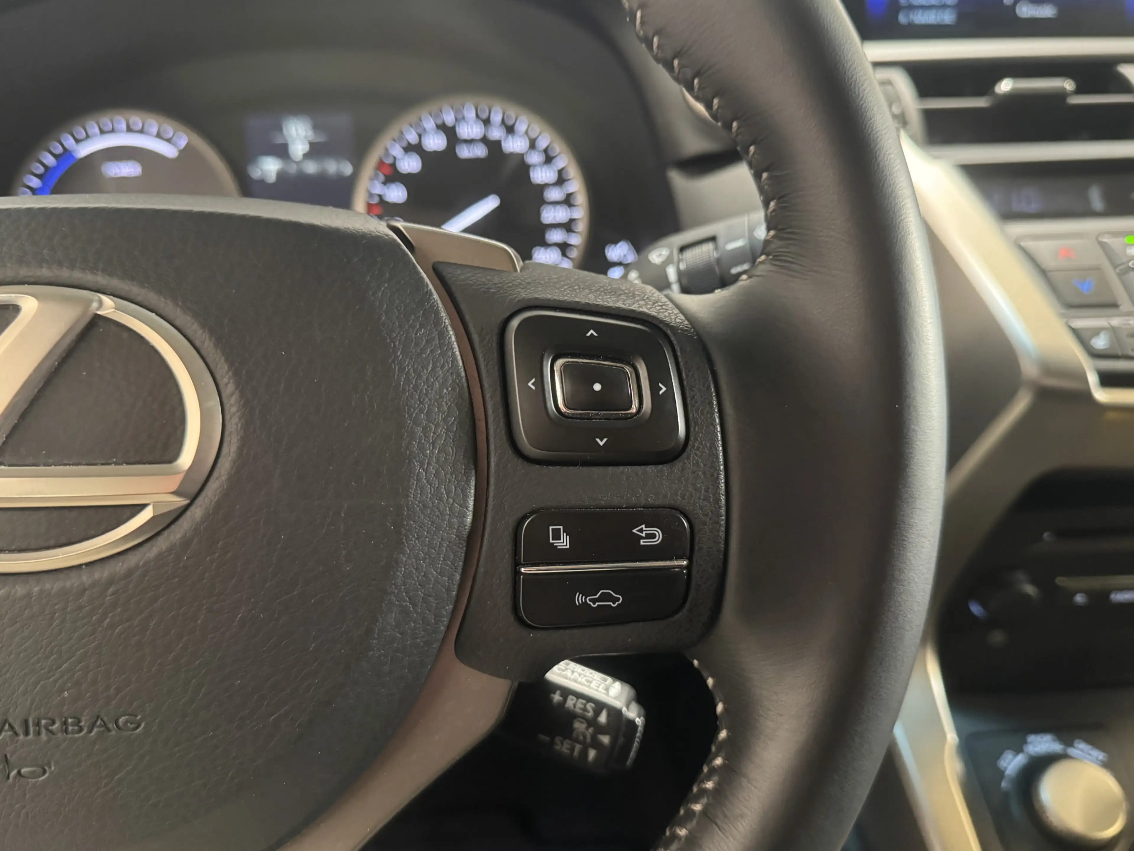 Lexus NX 300h AWD 25th Edition | Trekhaak afneembaar | Dealer on — photo 12