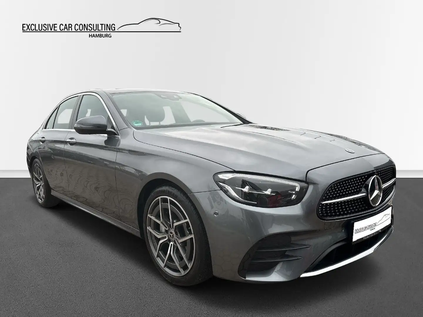 Mercedes-Benz E 200 AMG Line *Pano *360° *Keyless *Headup Grau - 1