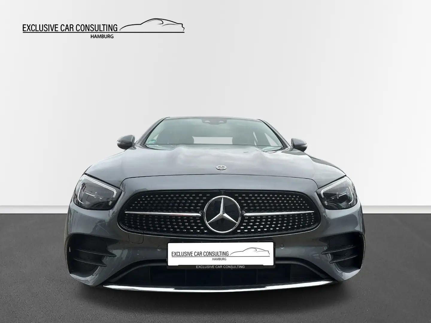 Mercedes-Benz E 200 AMG Line *Pano *360° *Keyless *Headup Grau - 2