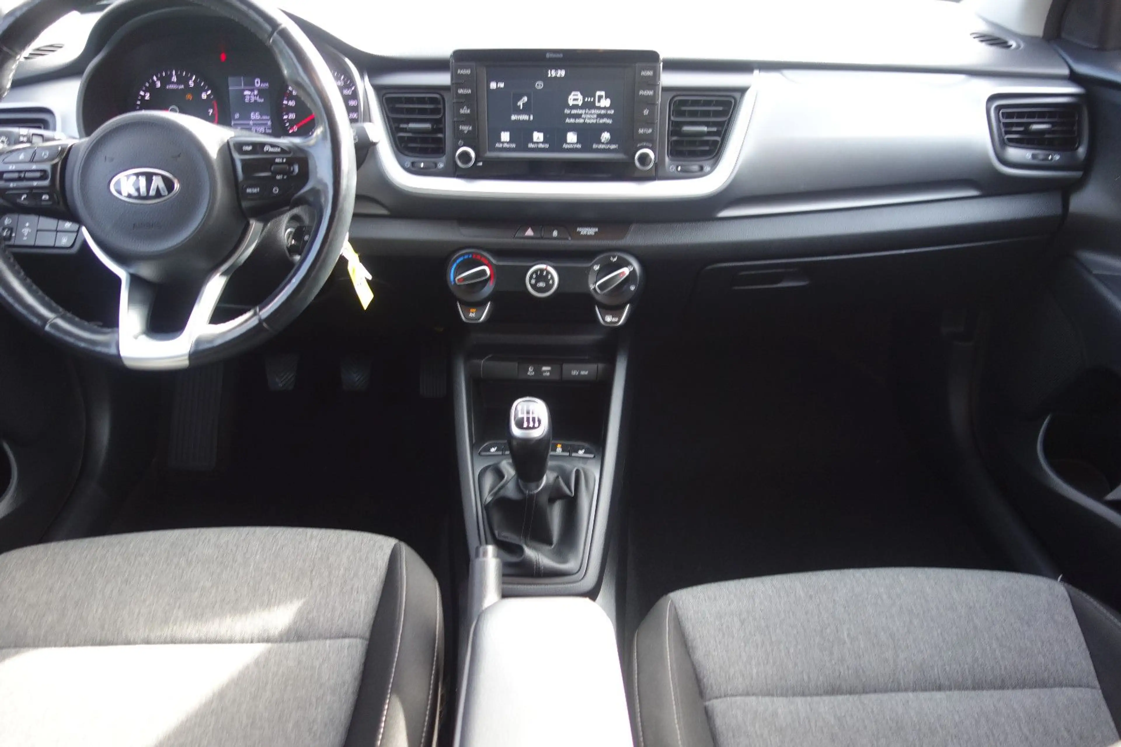 Kia Stonic Edition 7 — photo 12