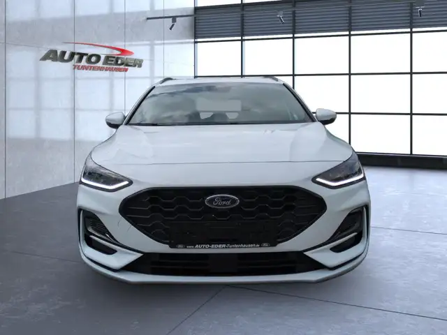 Ford Focus view 10