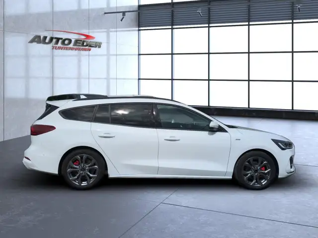 Ford Focus view 14