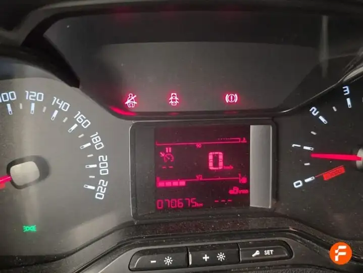 Citroën Berlingo 2021, foto 12