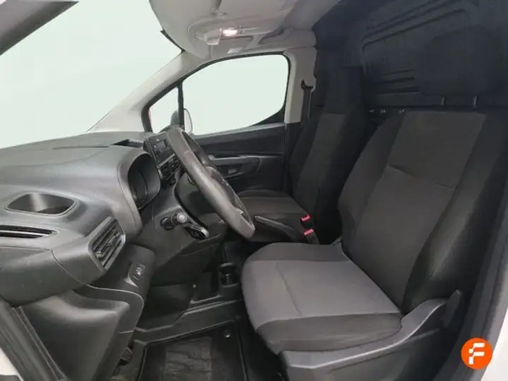 Citroën Berlingo 2021, foto 16