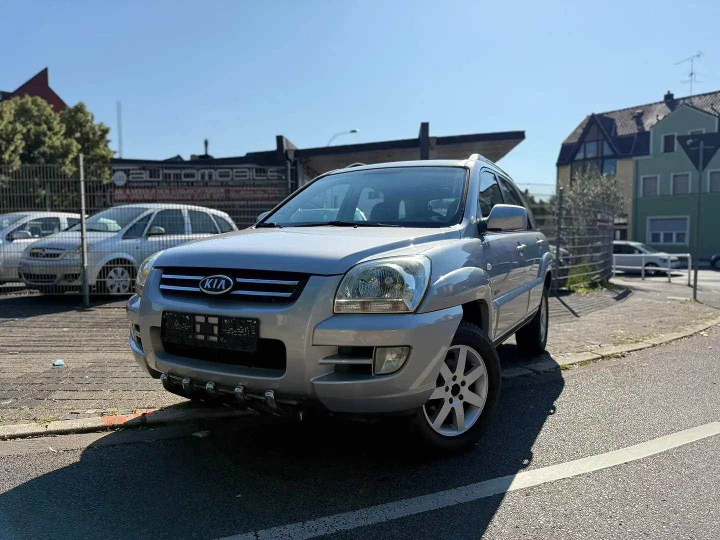 Kia Sportage 2.0 CRDi DPF 2.Hand*TÜV&ServiceNEU*Voll-leder* Argent - 1