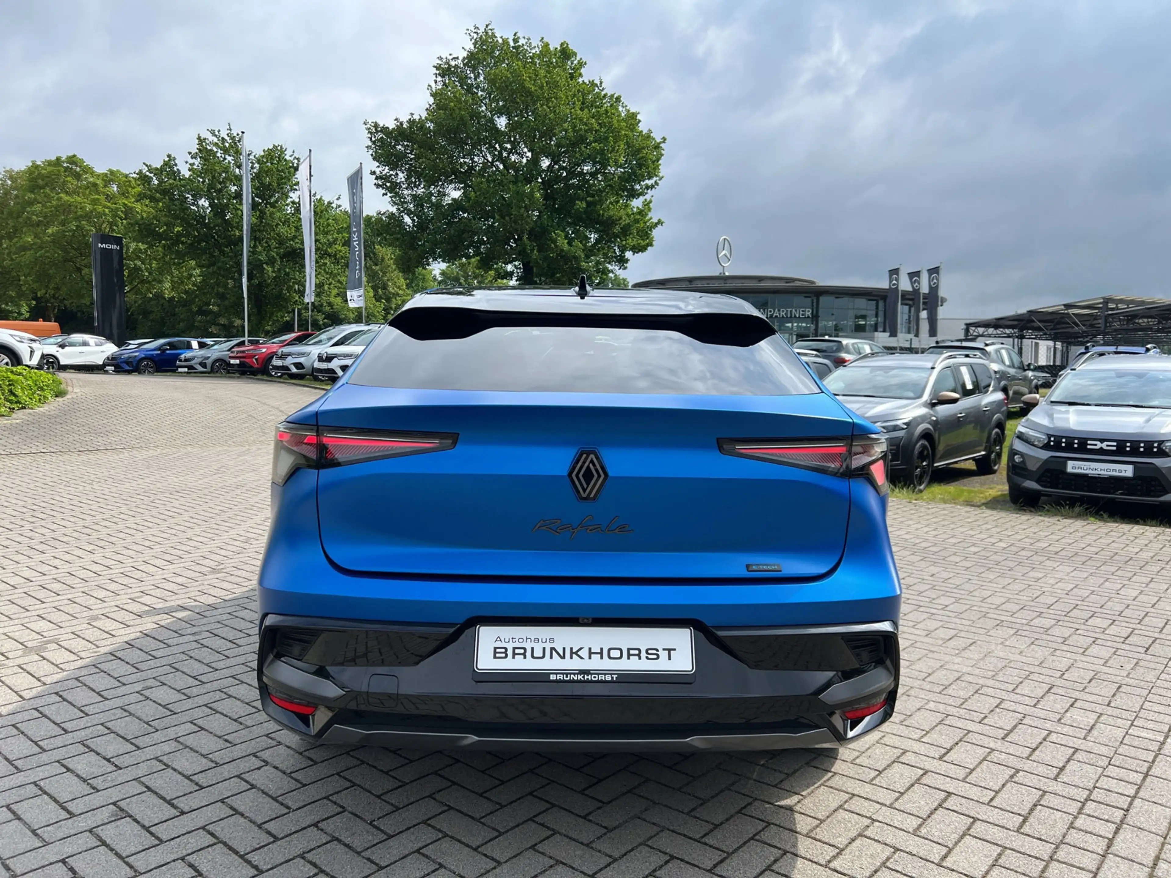 Renault Rafale Plug-in Hybrid 300 4x4 Atelier Alpine Pano+AHK+RFK — photo 2