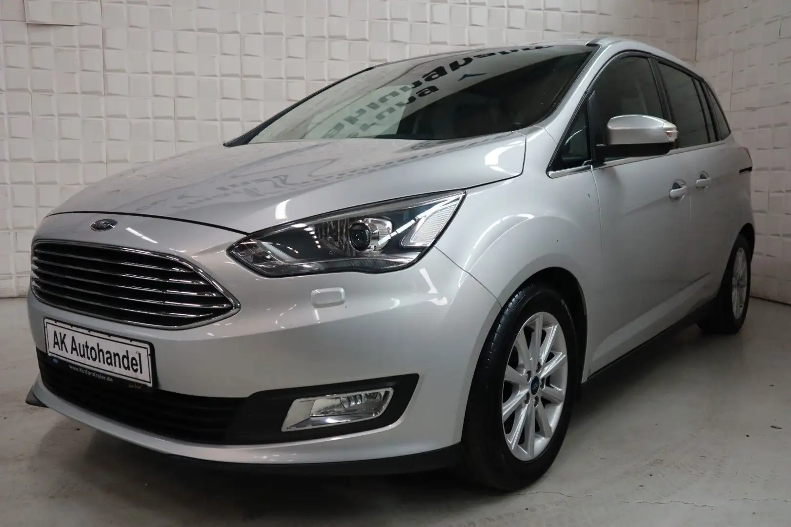 Ford Grand C-Max Titanium Xenon Navi AHK SHZ 7-Sitzer Plateado - 1