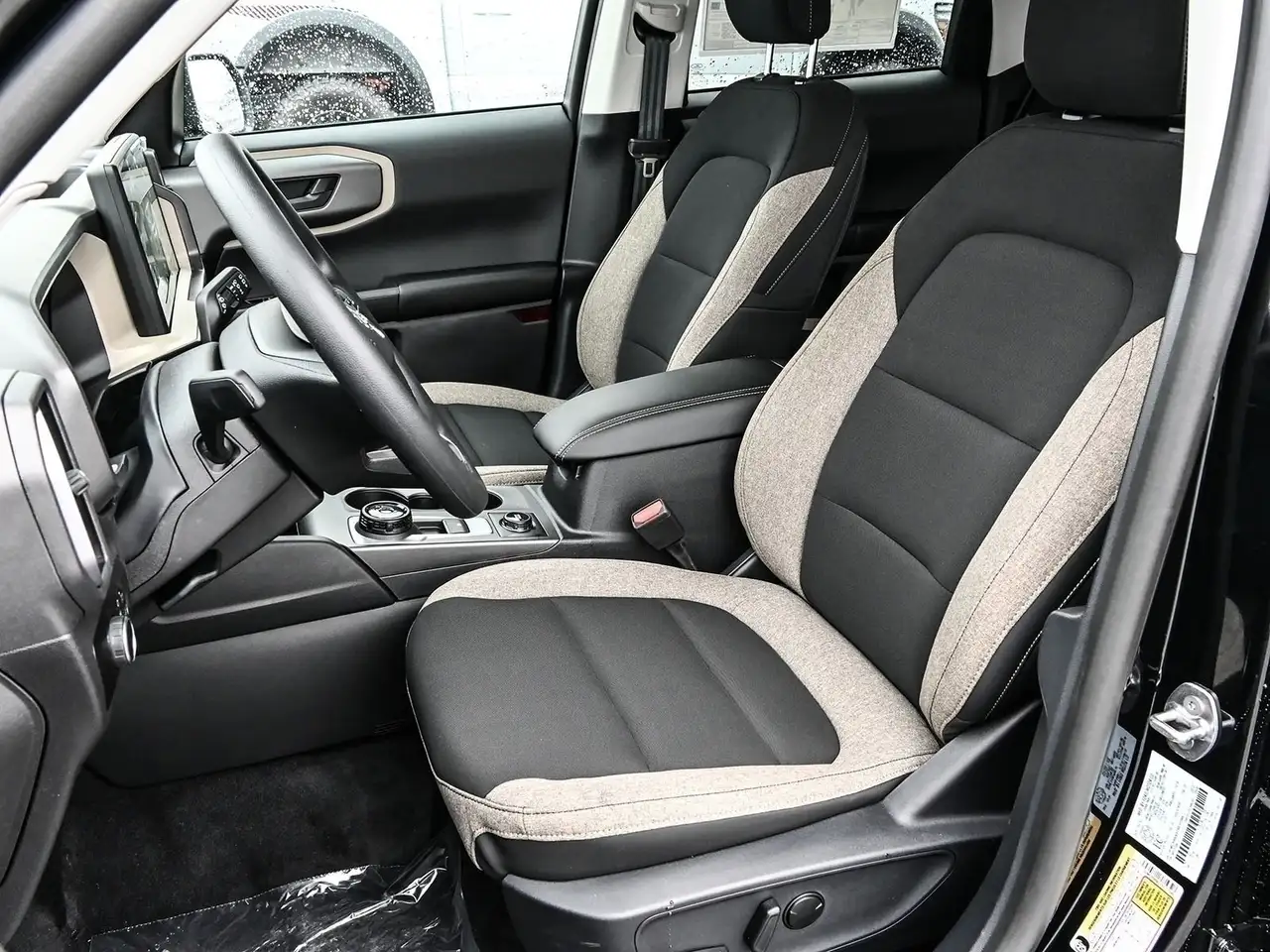 Ford Bronco Sport photo Ford Bronco Sport