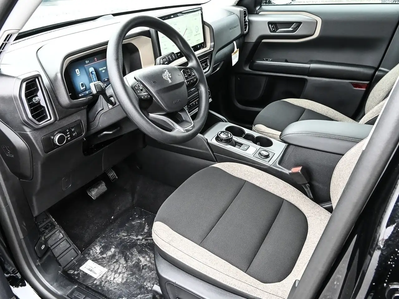 Ford Bronco Sport photo Ford Bronco Sport