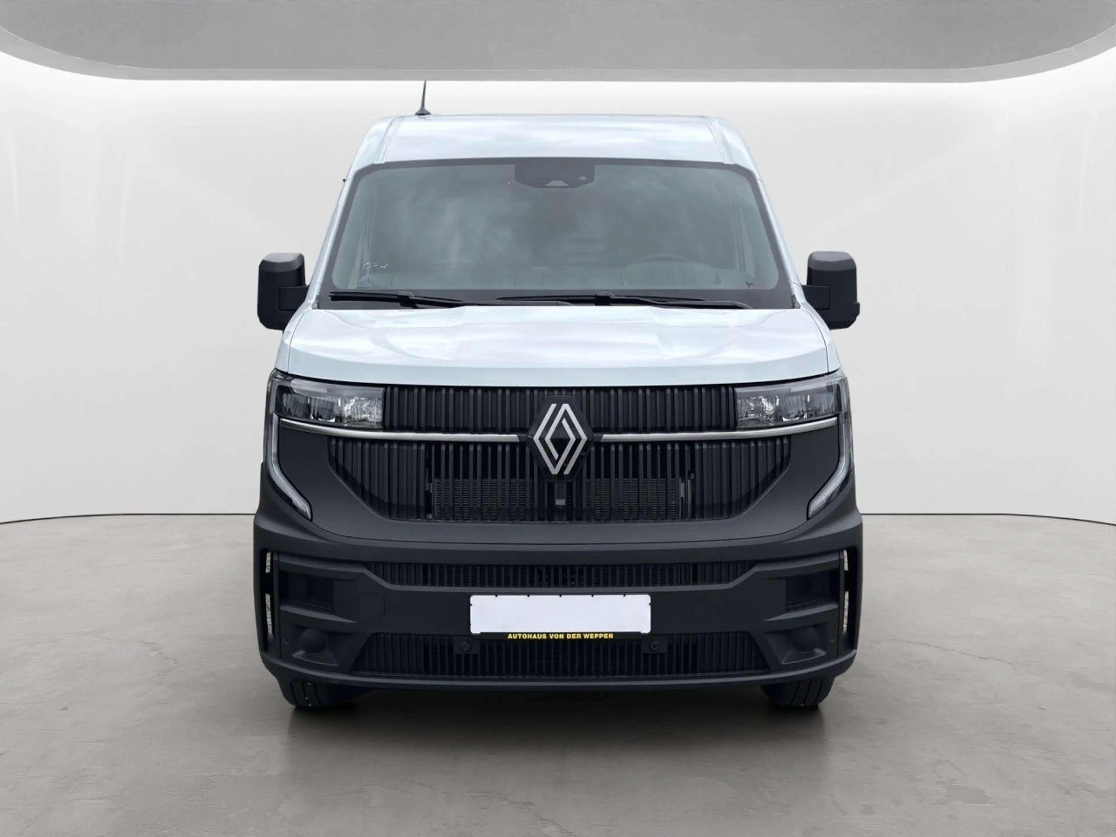 Renault Master IV L2H2 EV87 Long Range — photo 3
