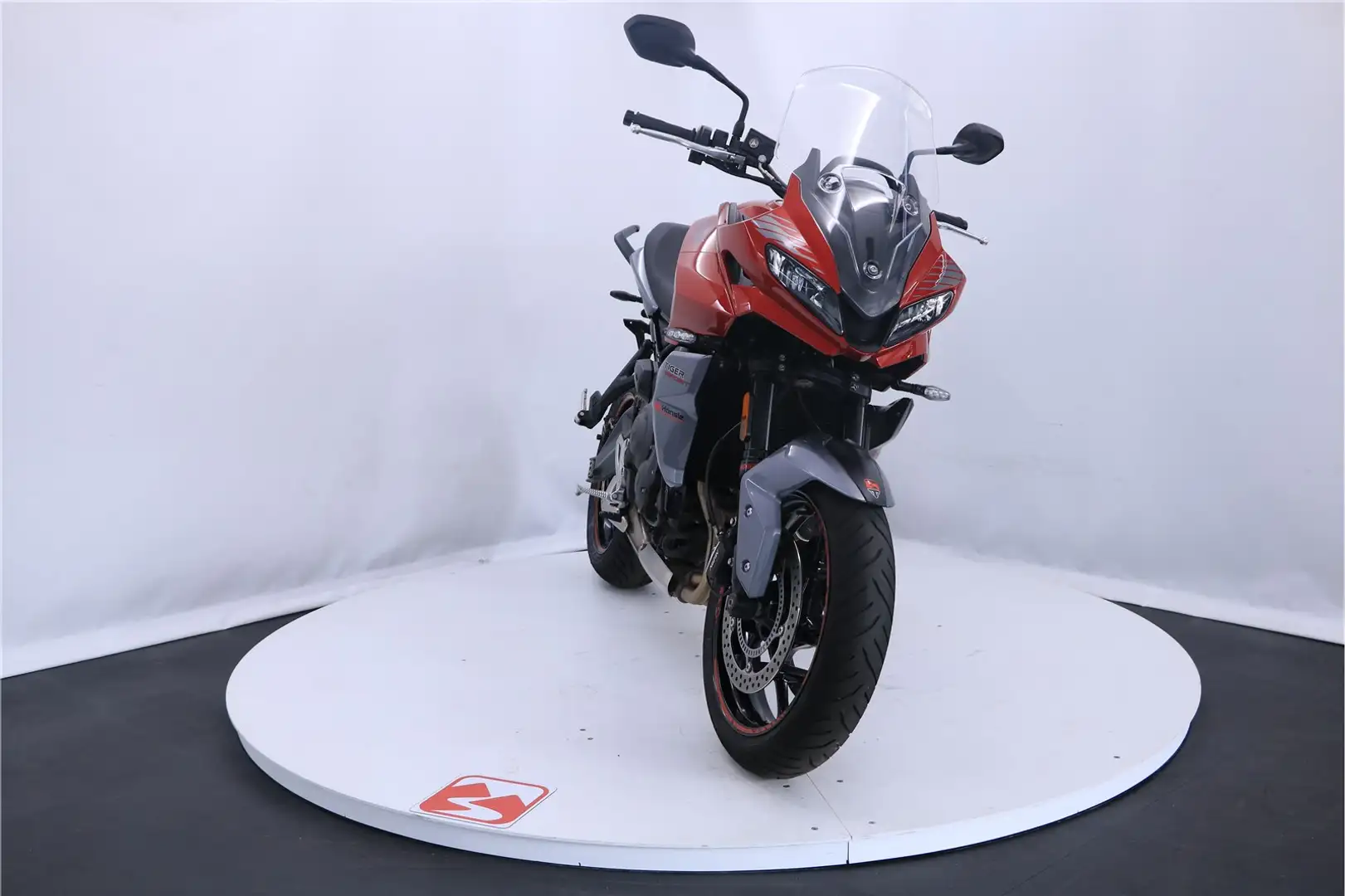 Triumph Tiger Sport - 2