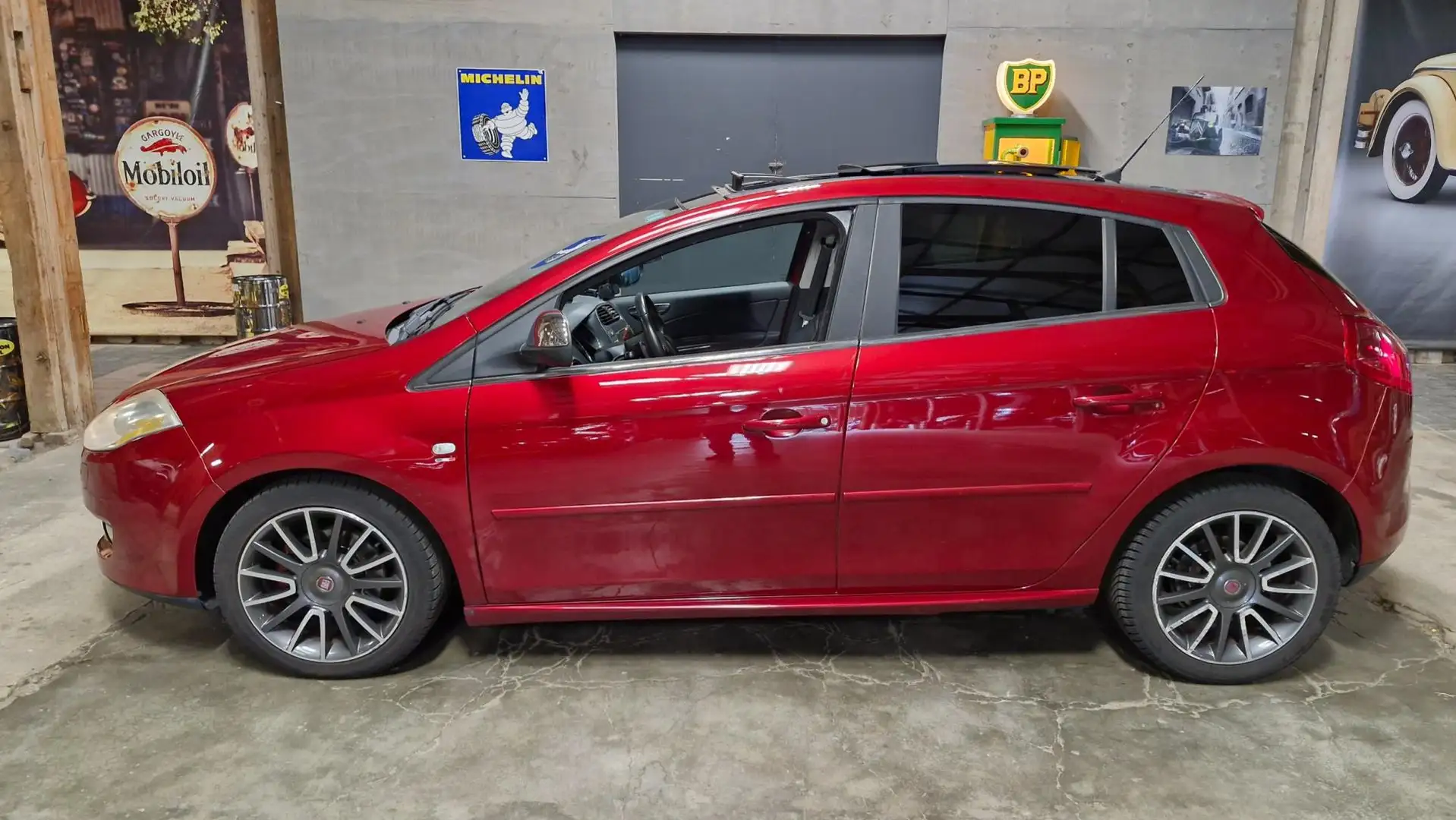 Fiat Bravo 1.4 T-Jet Edizione Sport AUTOMAAT 120PK | Rijklaar Rojo - 2