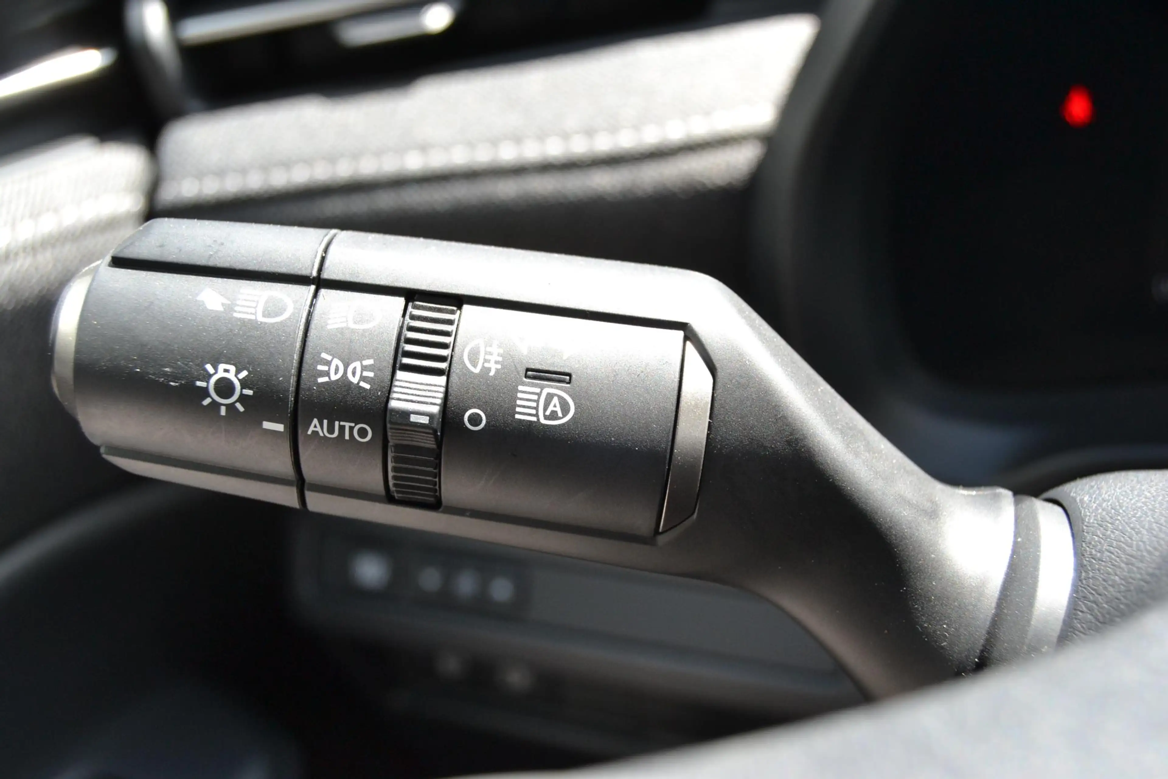 Lexus LBX 2WD STOELVERW STUURVERW PARK-SENSOR BLIND-SPOT CAR — photo 21