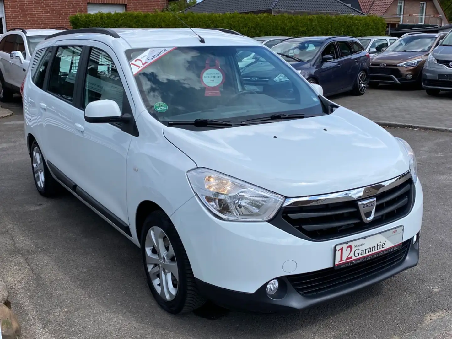 Dacia Lodgy Prestige/Navi/Klima/PDC/ALU/Freisprech. Weiß - 2