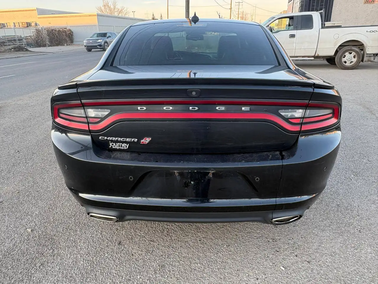 Dodge Charger снимка Dodge Charger