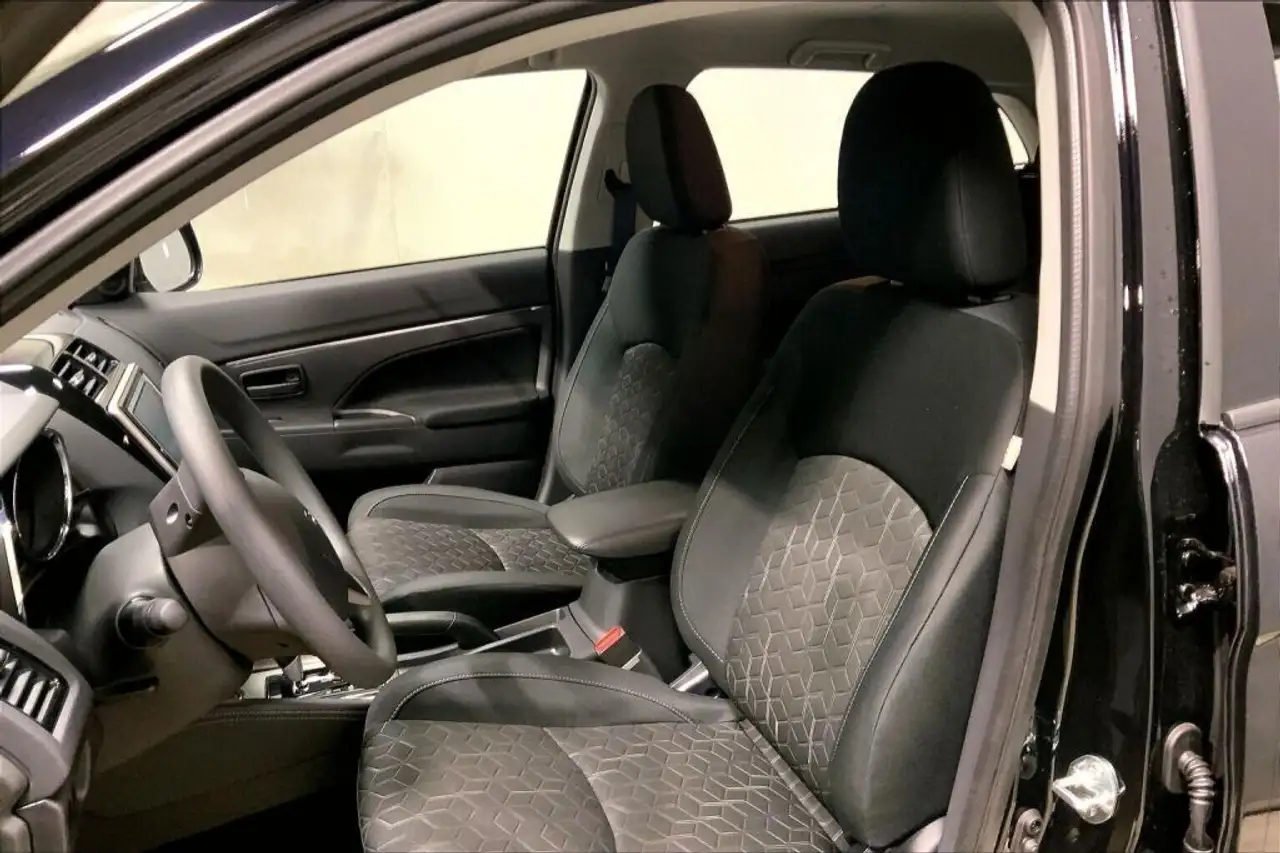 Mitsubishi RVR снимка Mitsubishi RVR