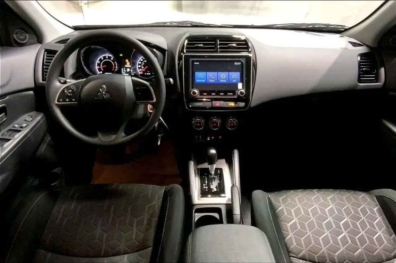 Mitsubishi RVR снимка Mitsubishi RVR