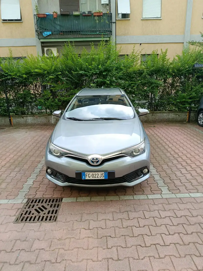 Toyota Auris Touring Sports 1.8h Active cvt - 1