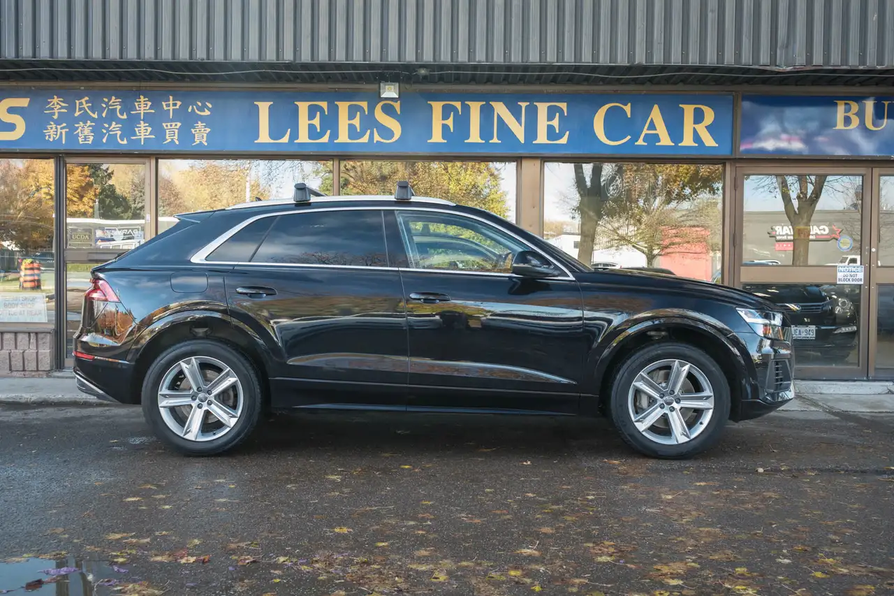 Audi Q8 снимка Audi Q8
