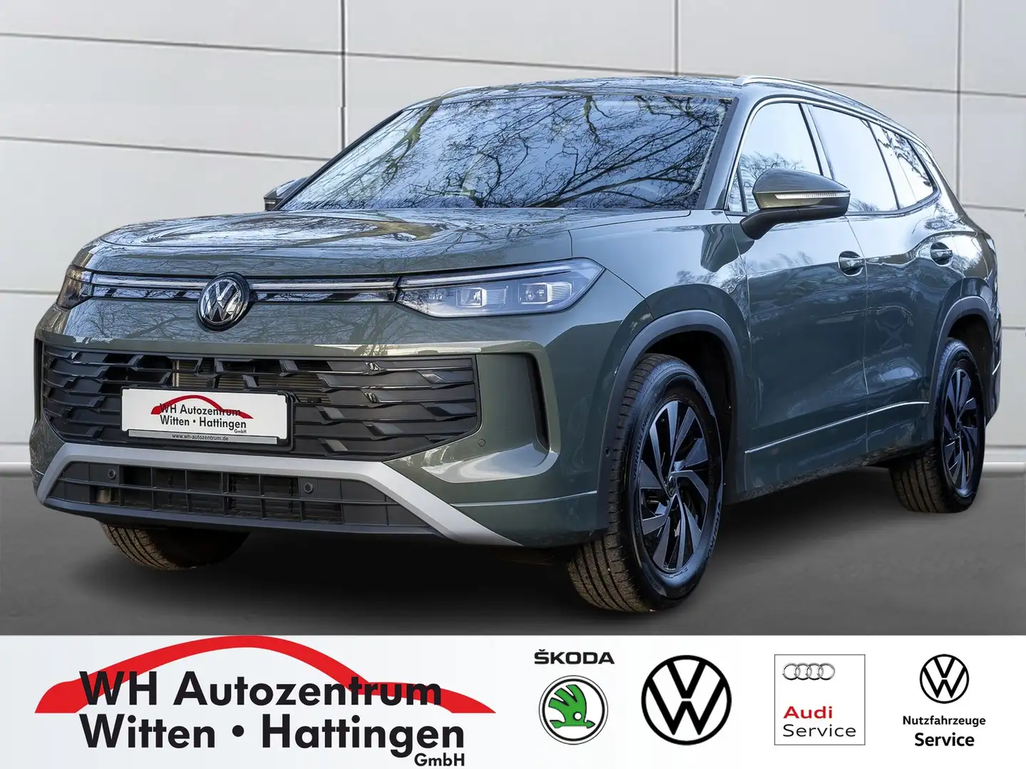 Volkswagen Tayron 1.5 eTSI DSG Life NAVI AHK REARVIEW LED PARK-AS... Grün - 1